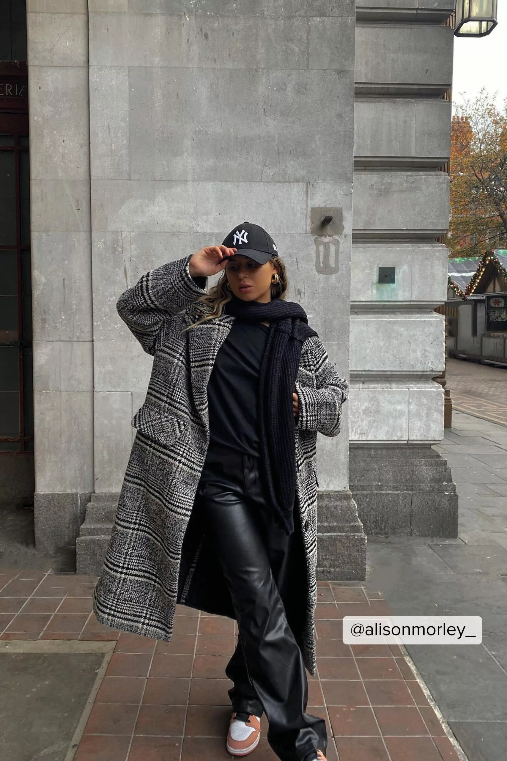 NA-KD Checked Oversized Coat - Image 5