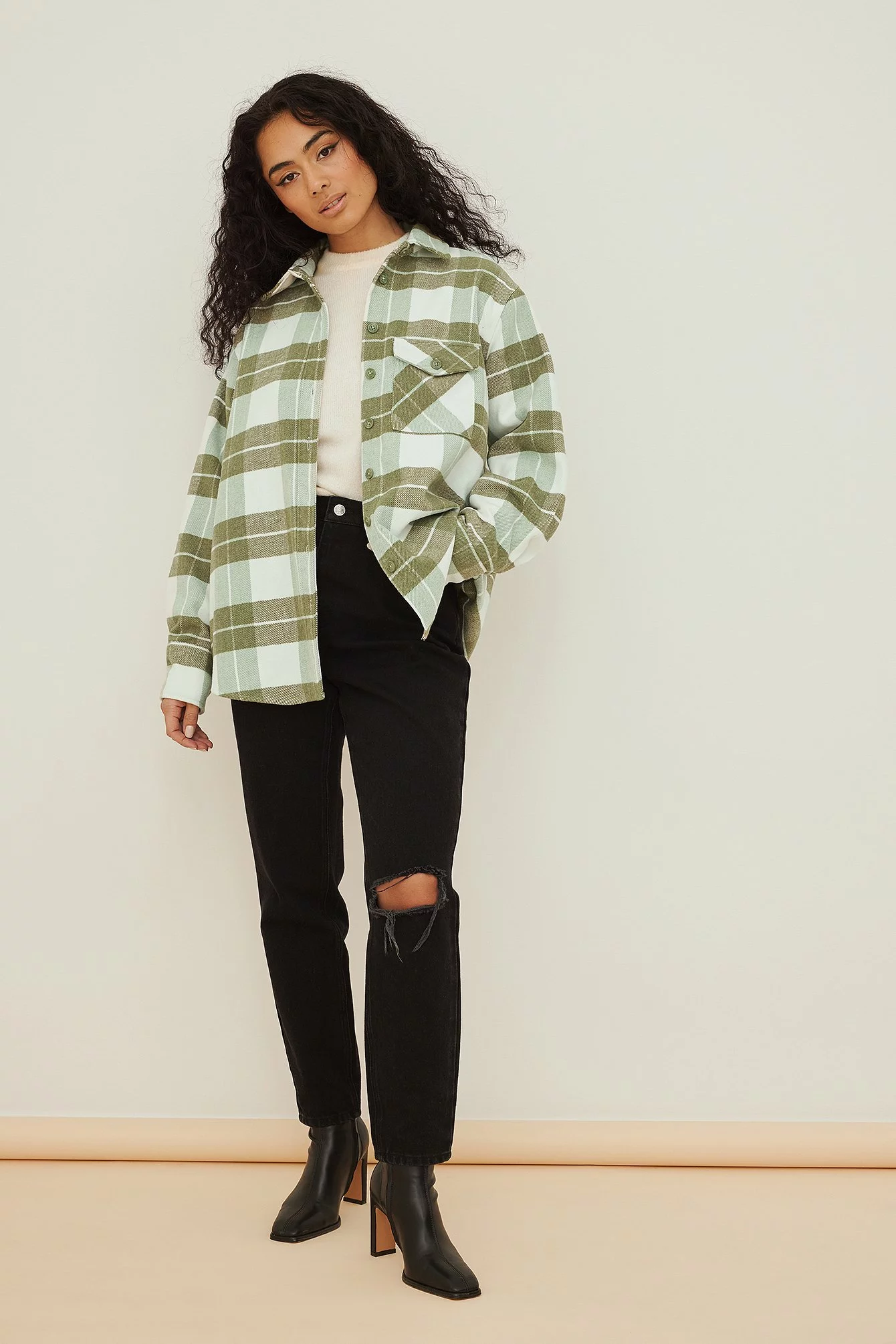 Anika Teller X NA-KD Oversized Checkered Overshirt