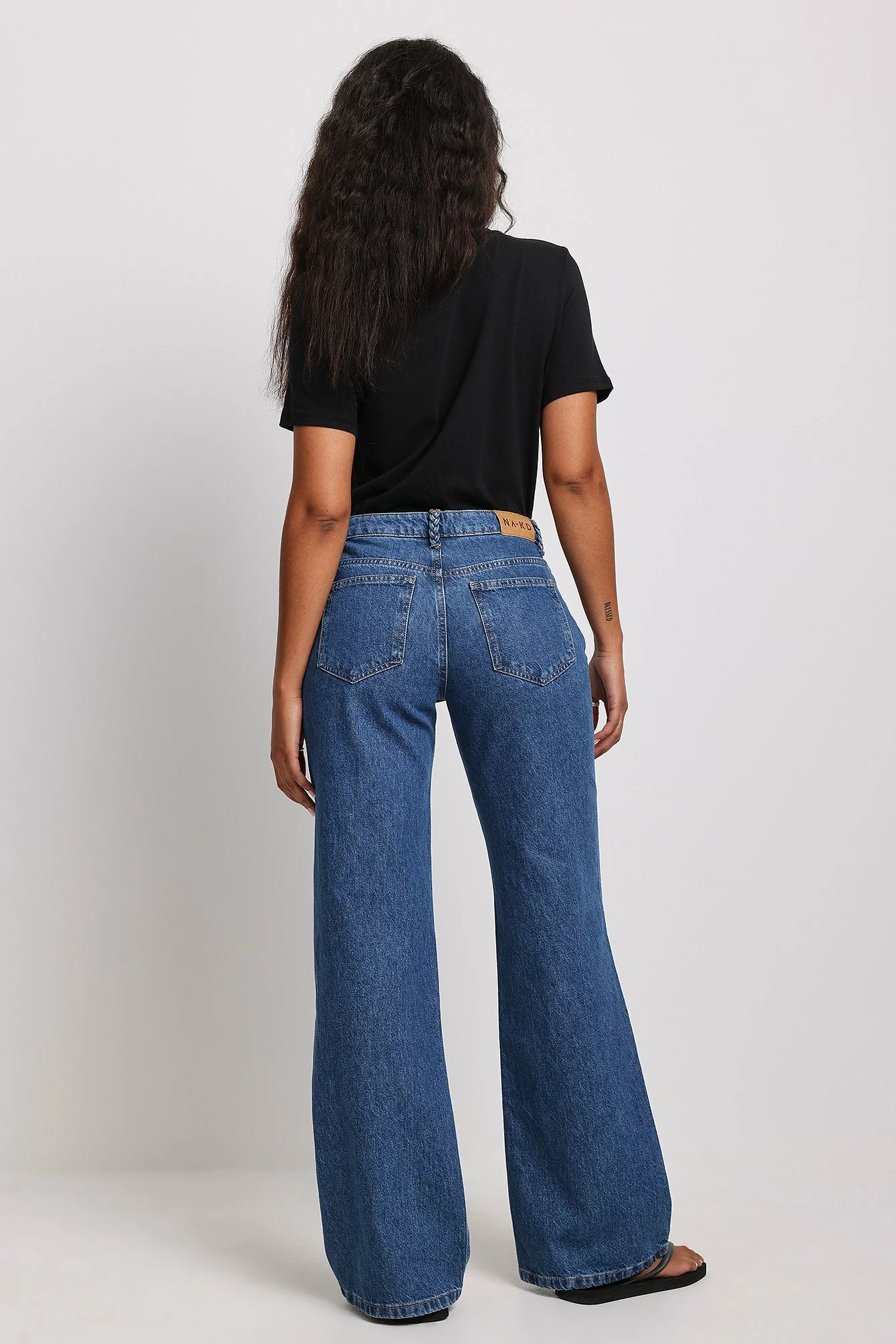 NA-KD Belt Loop Detailed Denim - Image 3