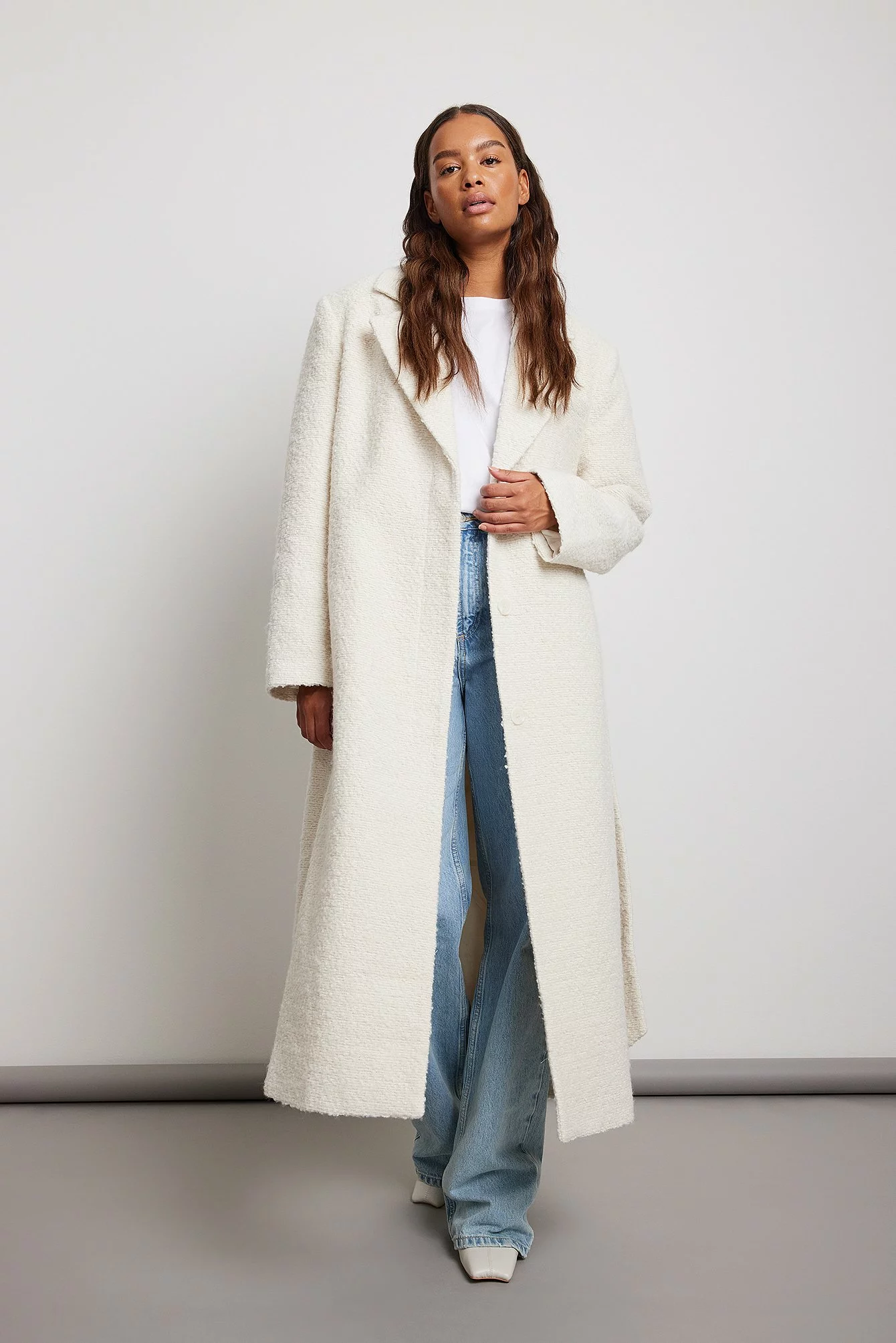 NA-KD Trend Belted Maxi Coat - Image 5