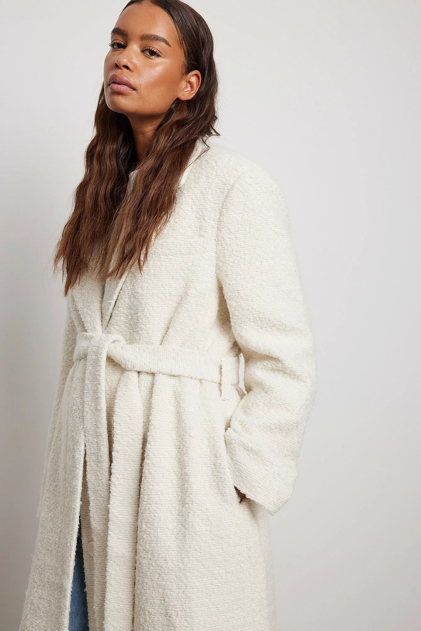 NA-KD Trend Belted Maxi Coat - Image 4