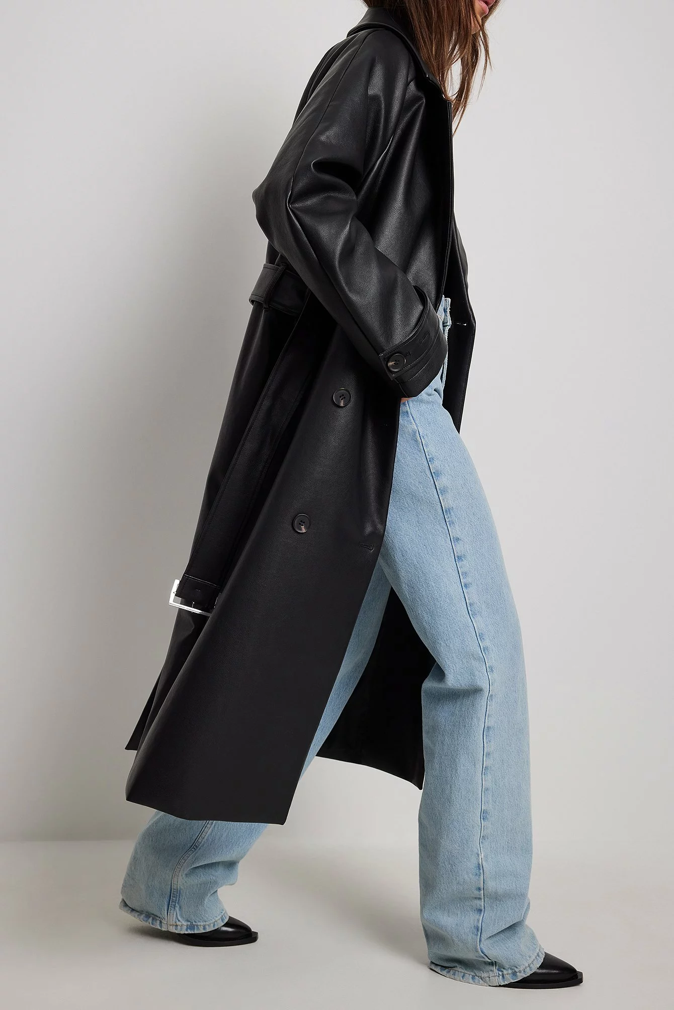 NA-KD Belted Pu Trenchcoat - Image 2