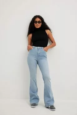 NA-KD Flared High Waist Stretch Jeans
