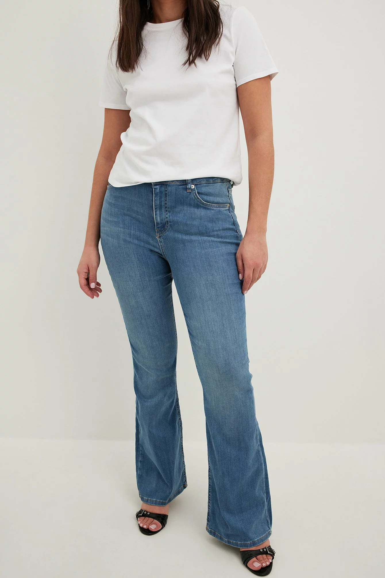 NA-KD Flared High Waist Stretch Jeans - Image 8