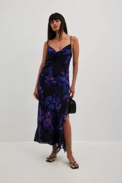 NA-KD Trend Chiffon Frill Detail Maxi Dress