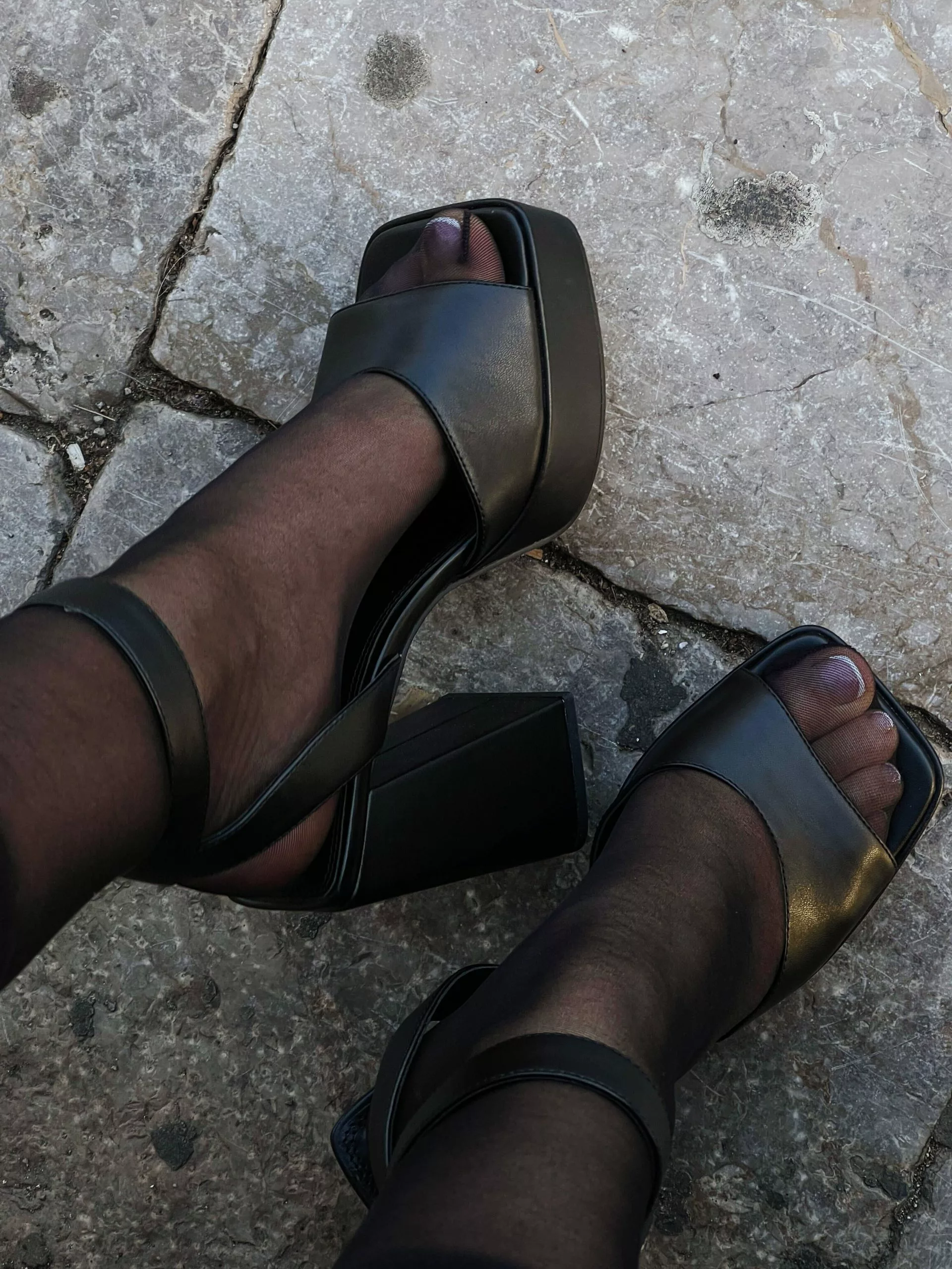 NA-KD Shoes Chunky Buckle Plateau Heels - Image 5