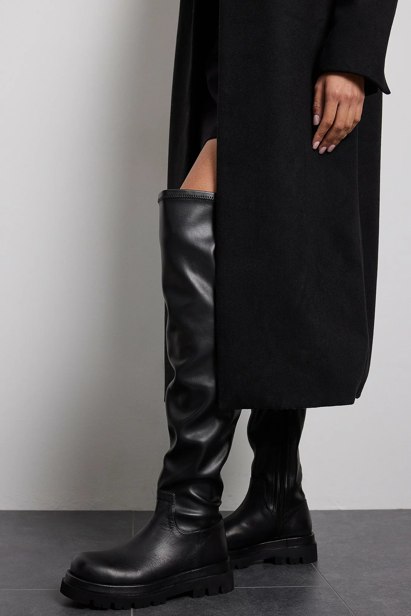 NA-KD Shoes Chunky Overknee Boots - Image 2