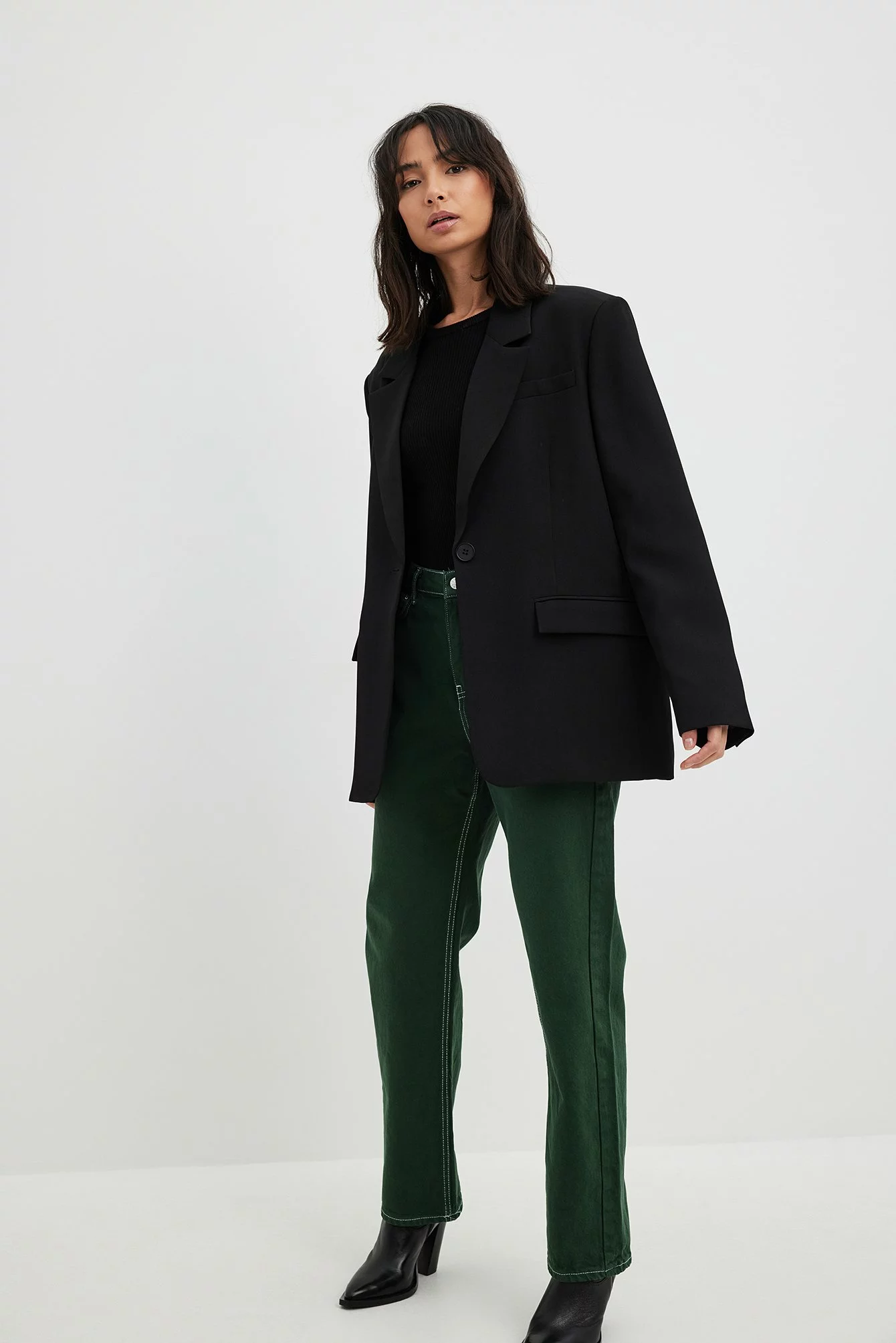 NA-KD Trend Contrast Seam Straight Jeans - Image 8