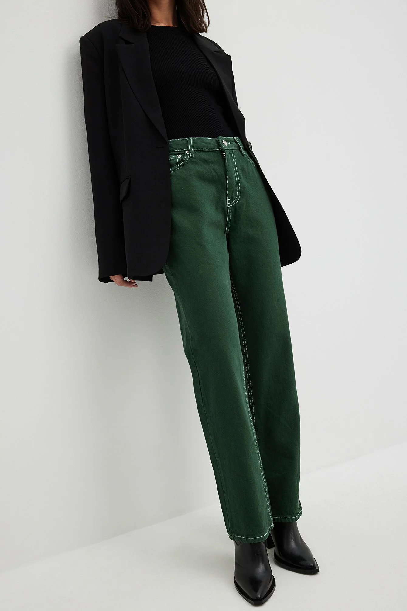 NA-KD Trend Contrast Seam Straight Jeans - Image 7