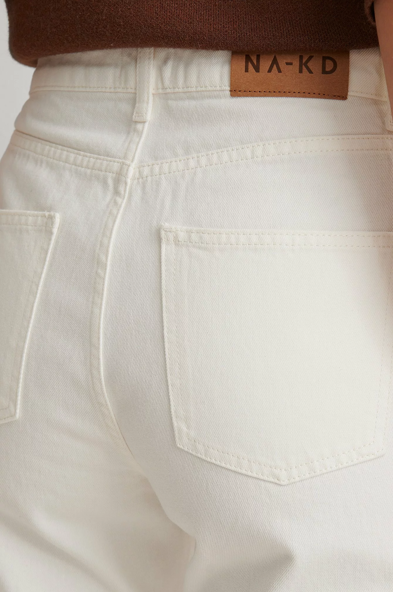 NA-KD Trend Relaxed Full Length Jeans - Image 4