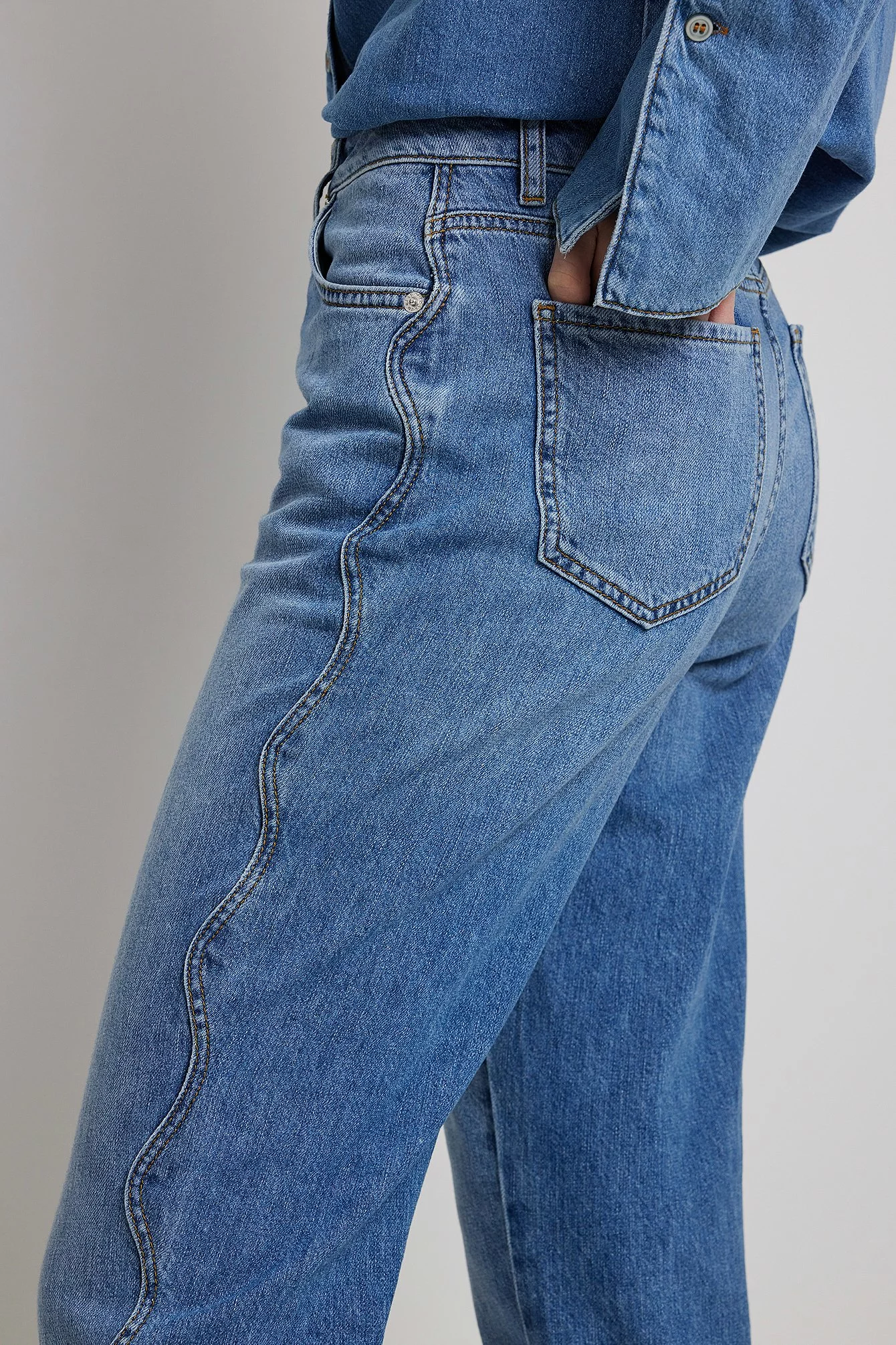 Sofi Fahrman X NA-KD Detailed Denim