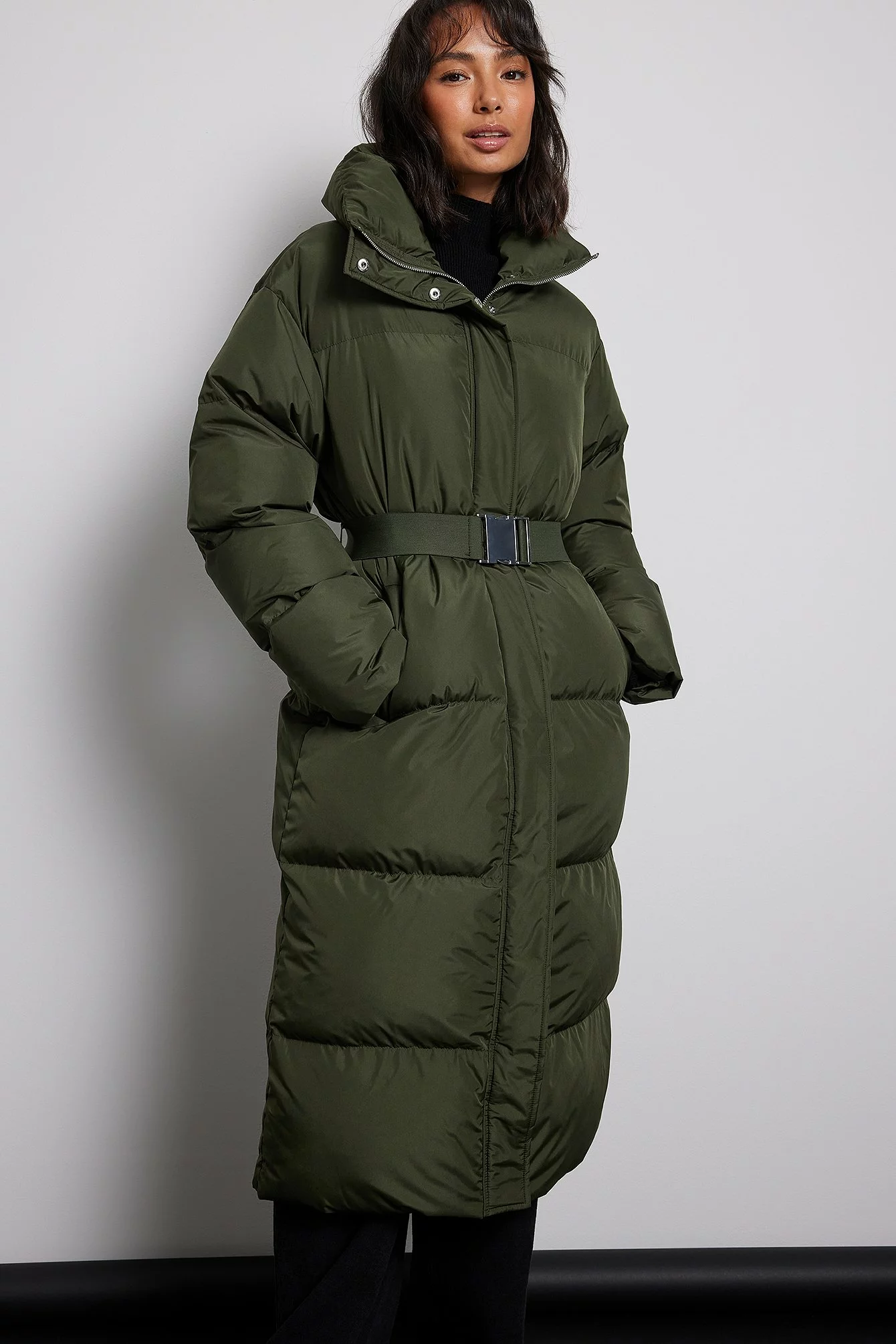 NA-KD Future Down Blend Padded Belted Long Jacket - Image 11