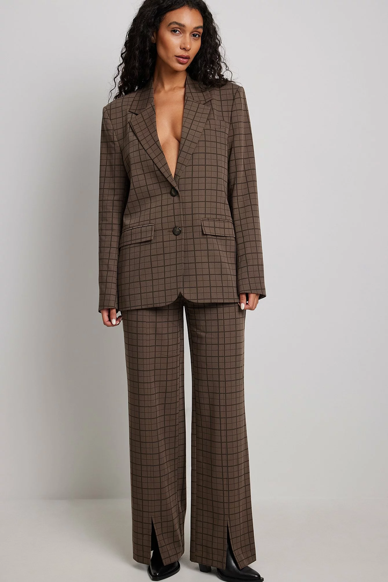Georgina Lennon X NA-KD Front Slit Checked Trousers - Image 4