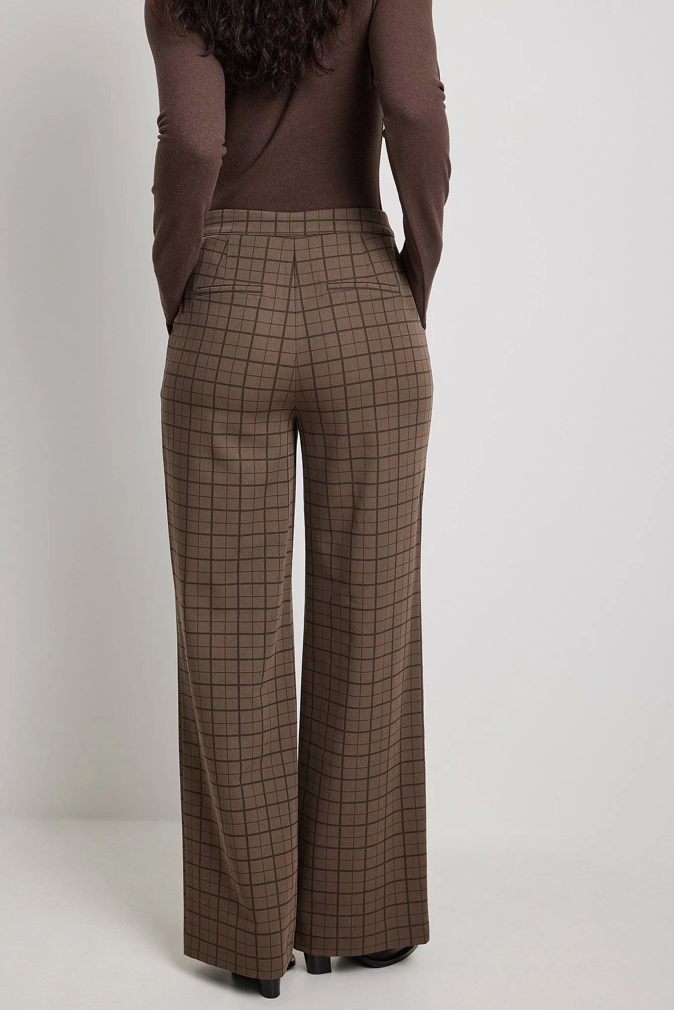 Georgina Lennon X NA-KD Front Slit Checked Trousers - Image 2