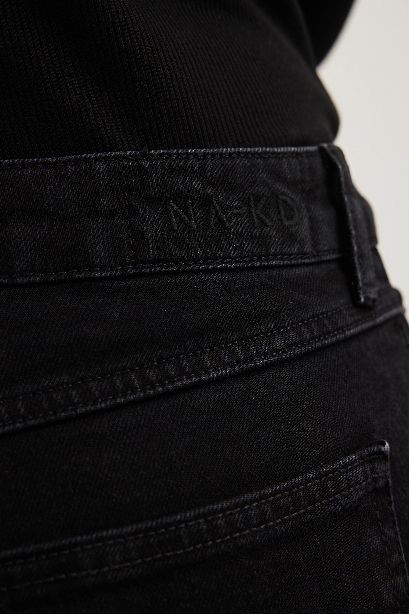 NA-KD Mom High Waist Jeans - Image 15