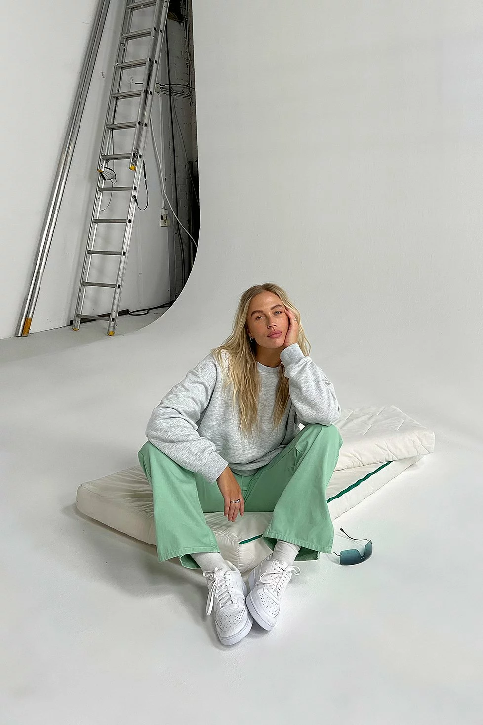 NA-KD Trend High Waist Straight Side Slit Jeans - Image 7