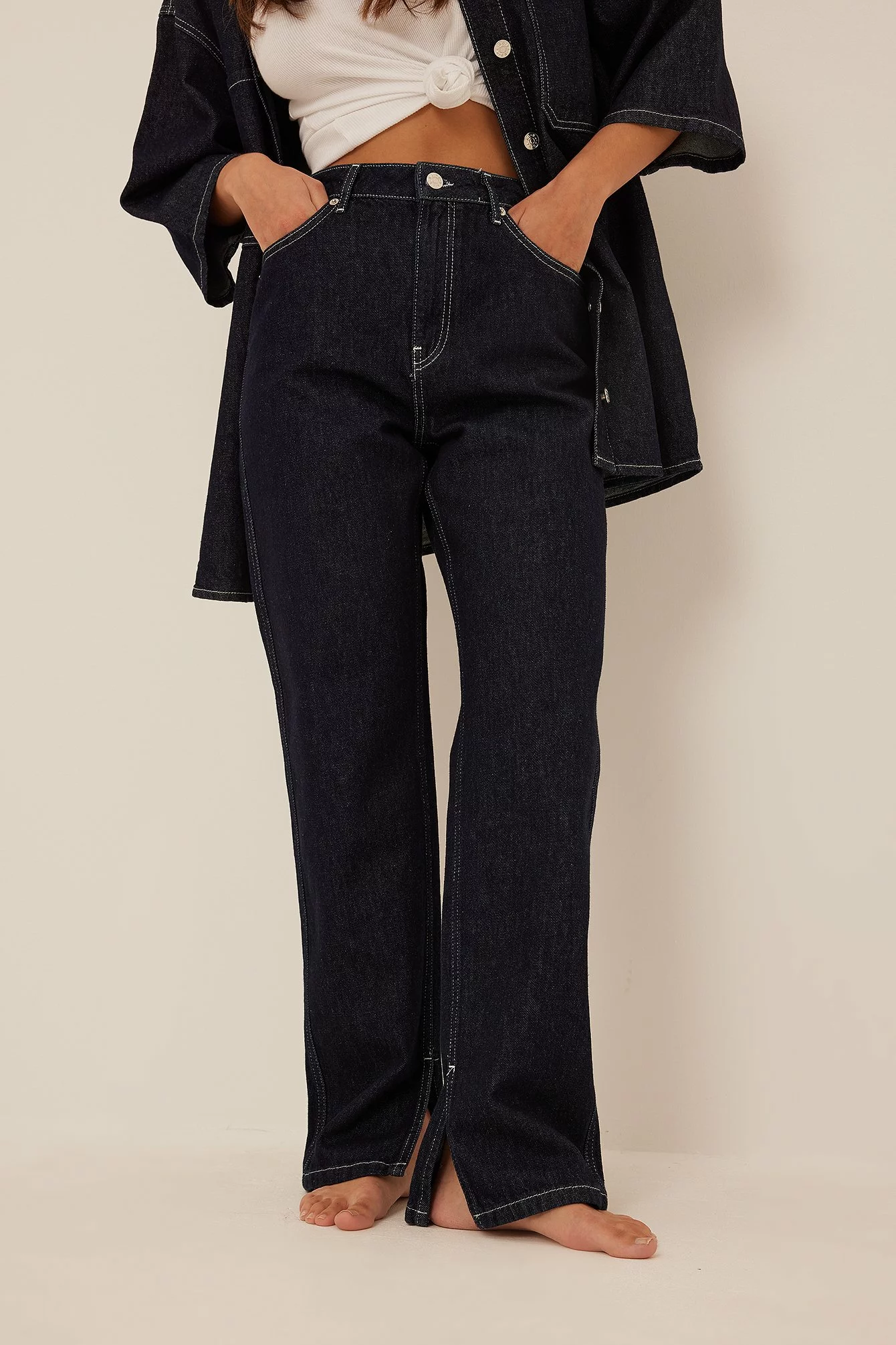 NA-KD Trend High Waist Straight Side Slit Jeans - Image 2