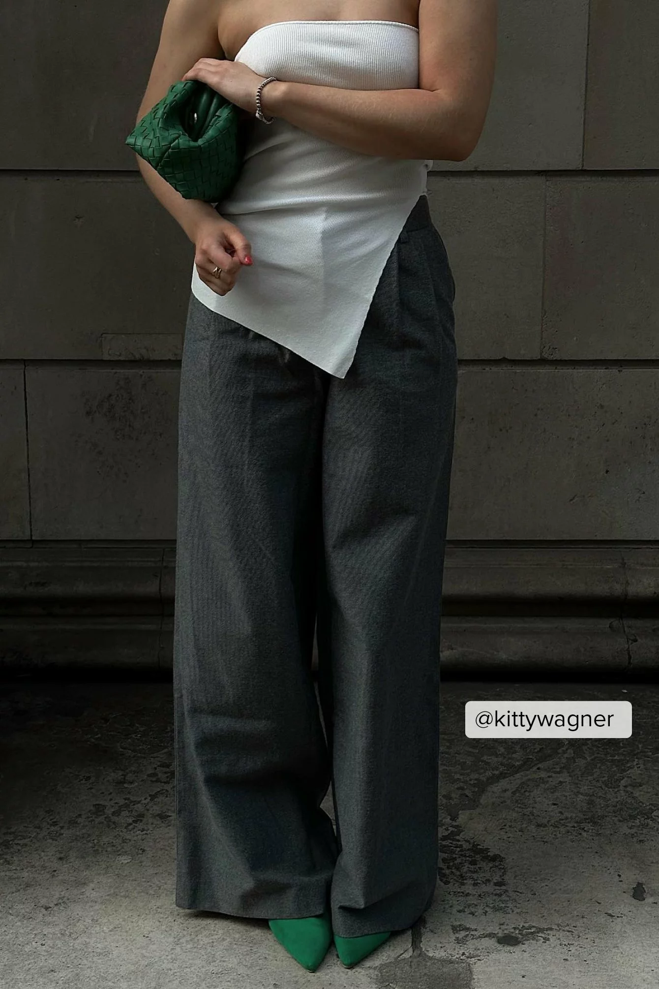 Stephsa X NA-KD Pleat Detail Suit Trousers - Image 5