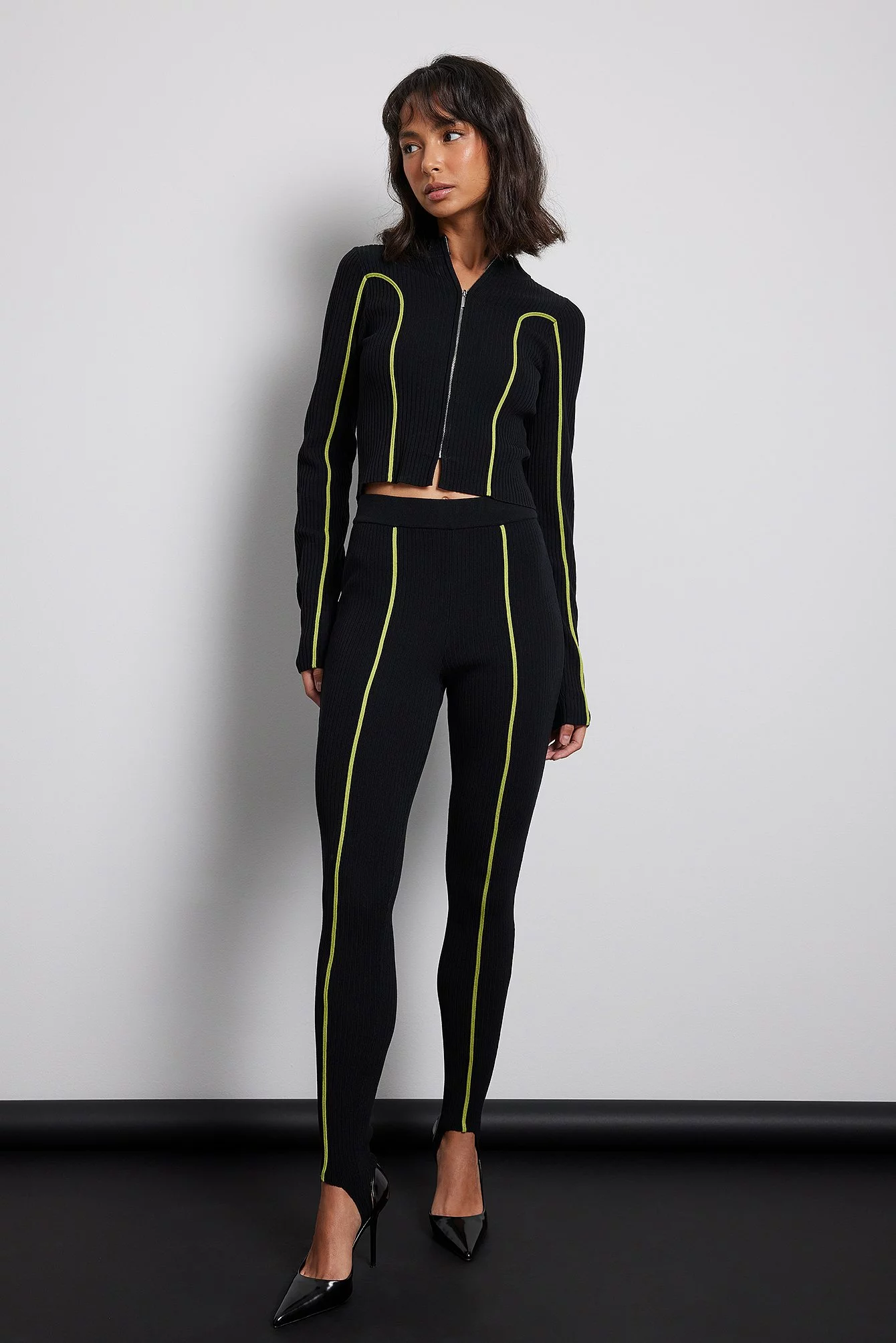 NA-KD Knitted Ribbed Leggings - Image 8