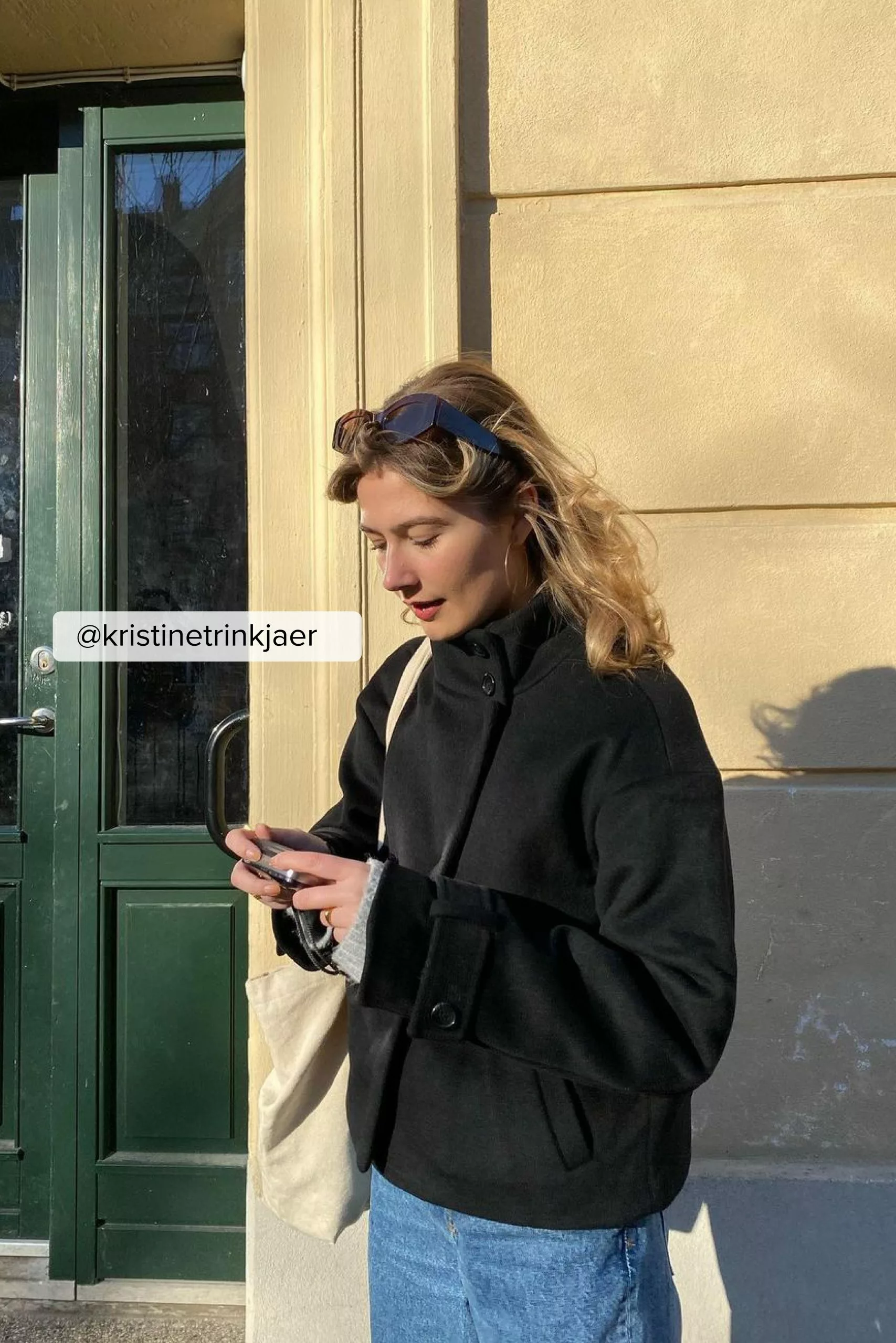 NA-KD High Neck Buttoned Coat - Image 5