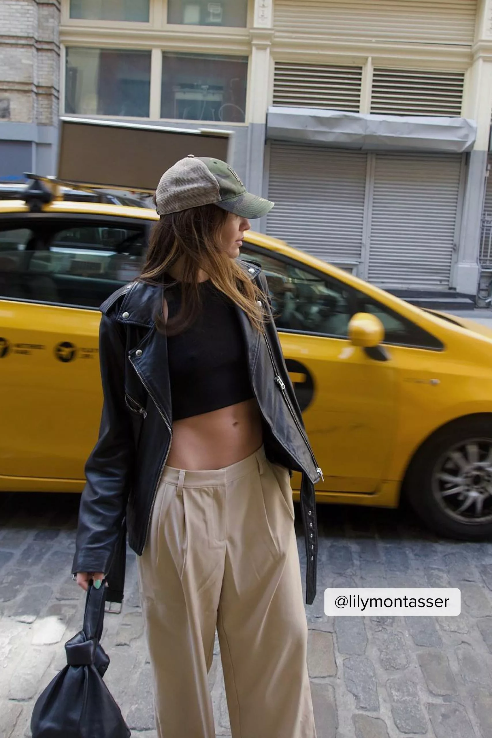 NA-KD Trend Low Waist Pleated Suit Pants - Image 6