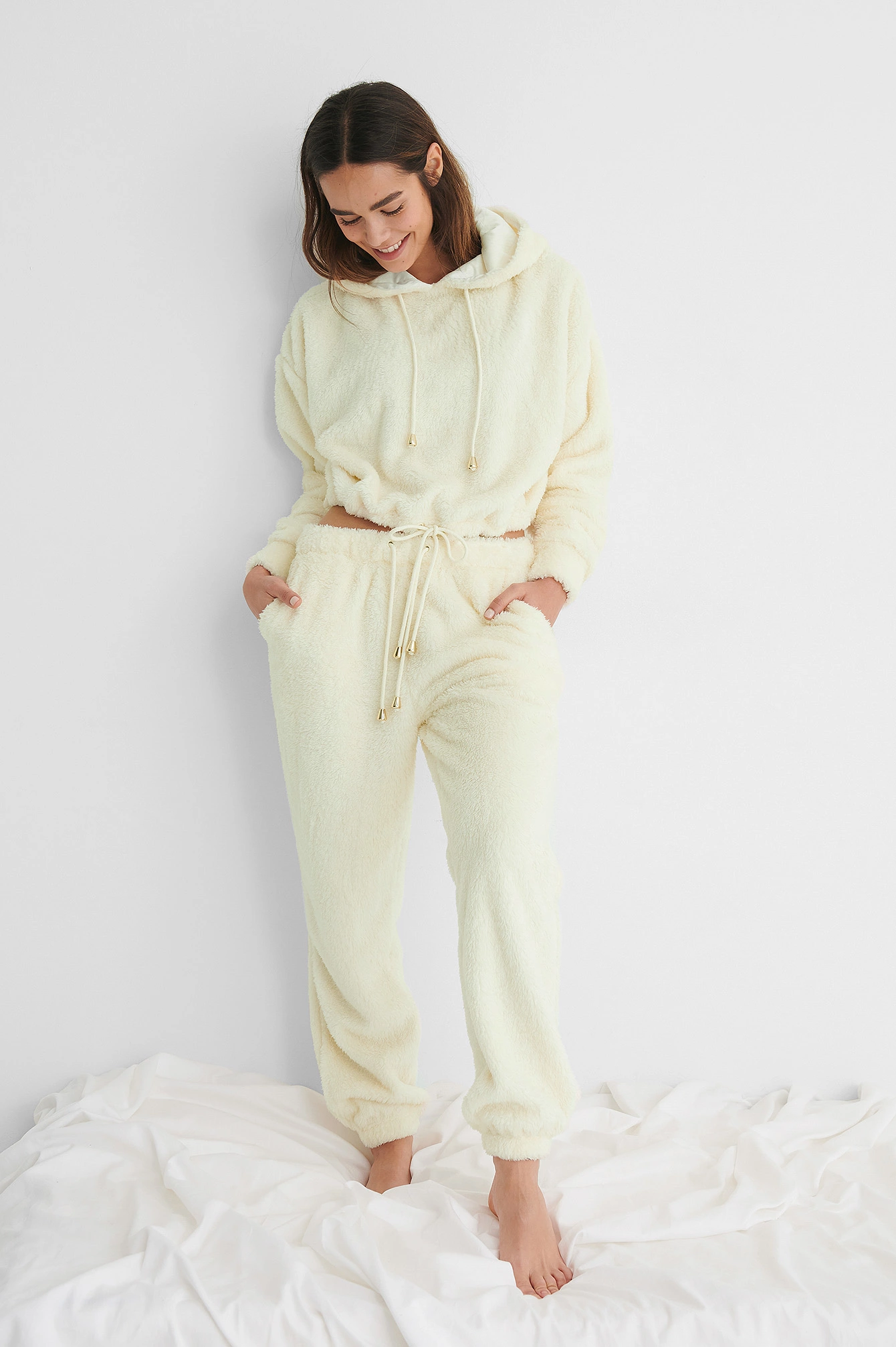 Lisa-Marie Schiffner X NA-KD Teddy Drawstring Jogger Pants - Image 2