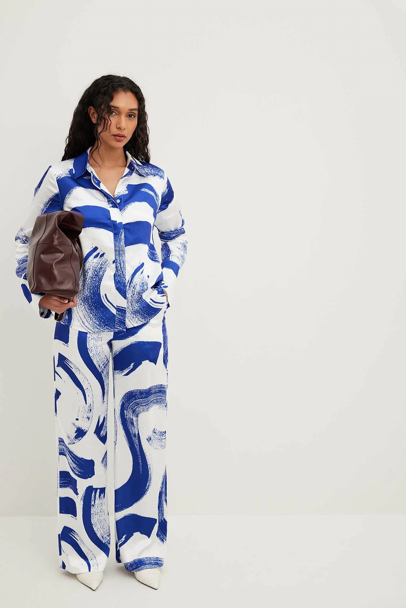 NA-KD Trend Long Sleeve Satin Shirt - Image 3