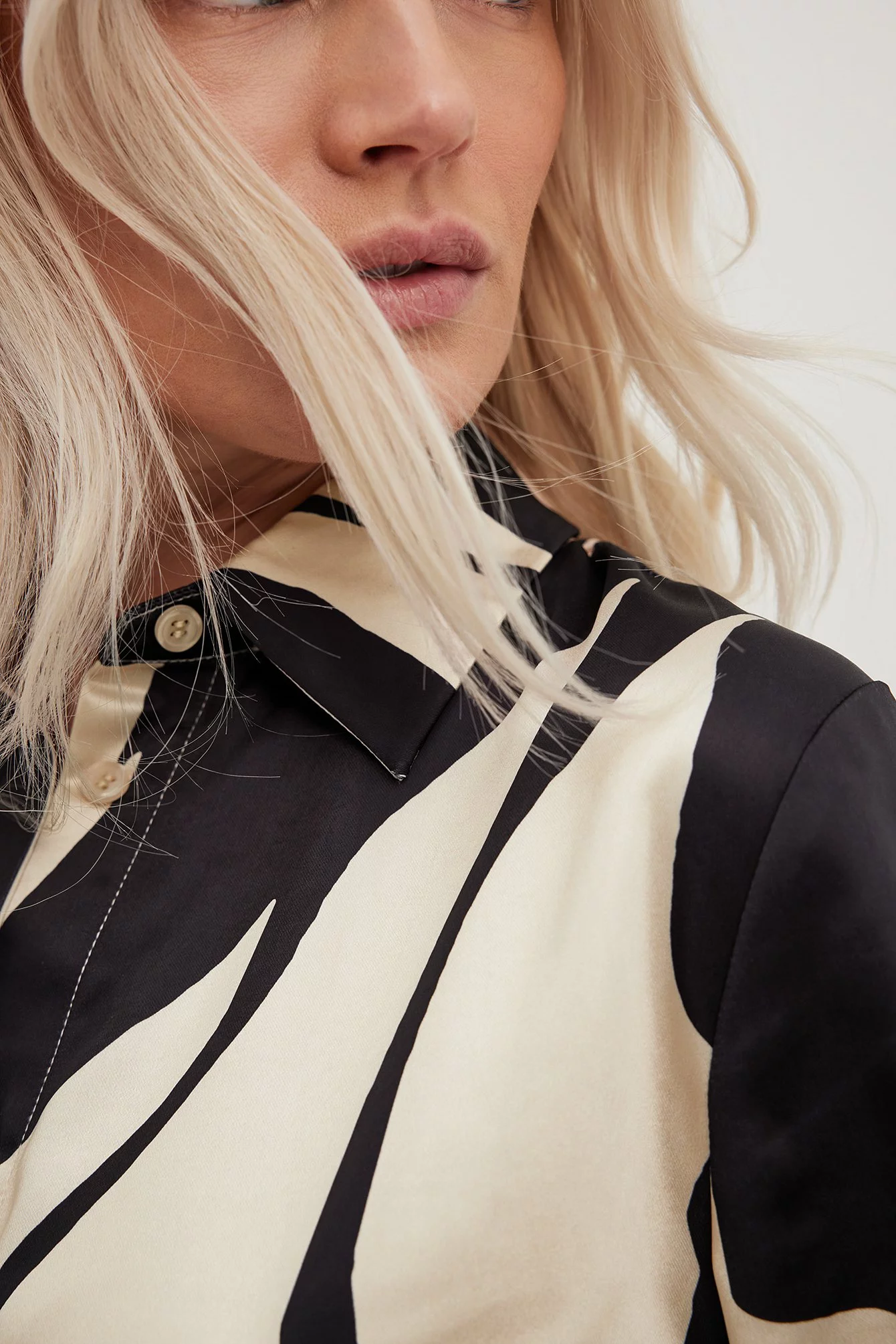 NA-KD Trend Long Sleeve Satin Shirt - Image 8