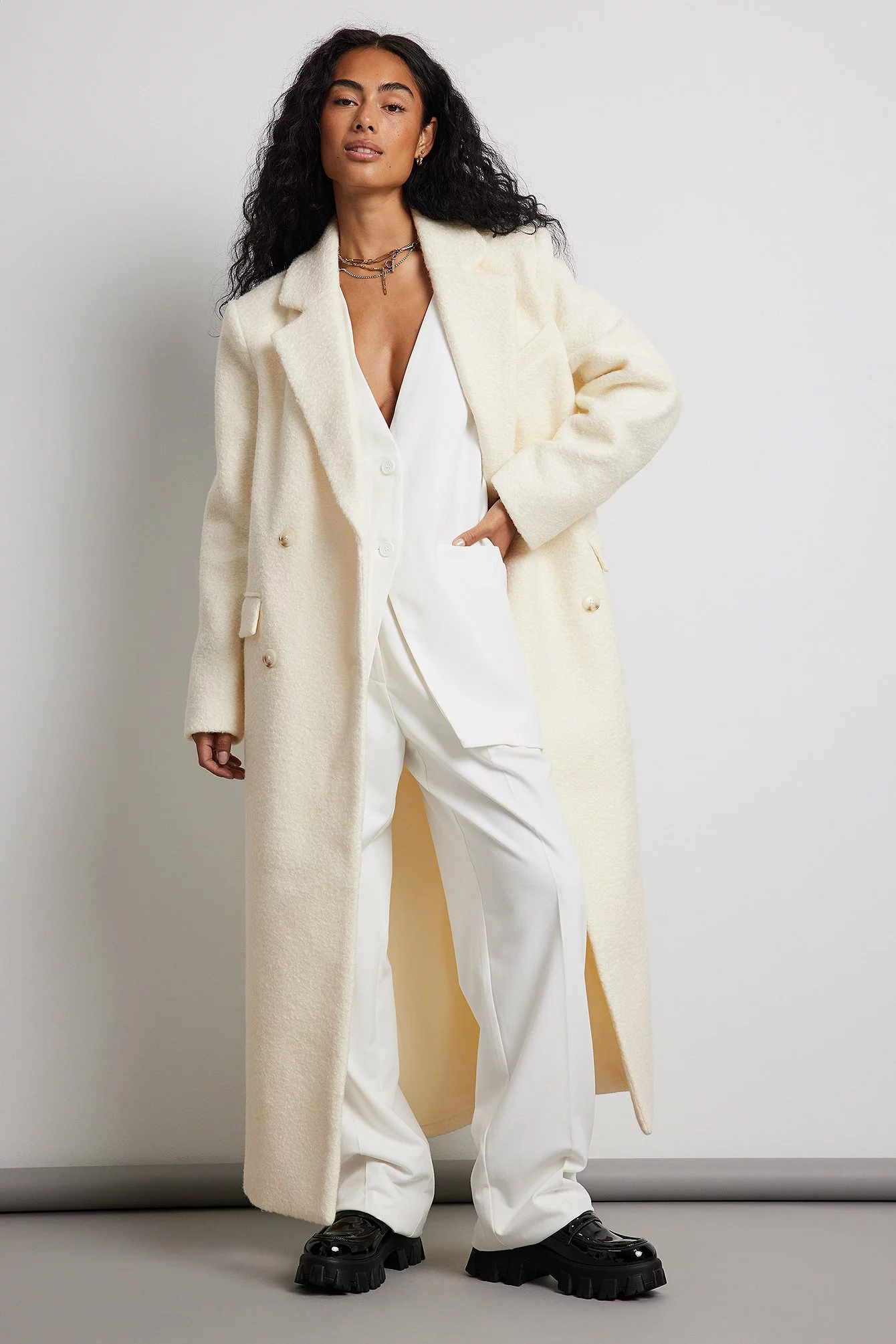 NA-KD Trend Long Straight Coat - Image 3