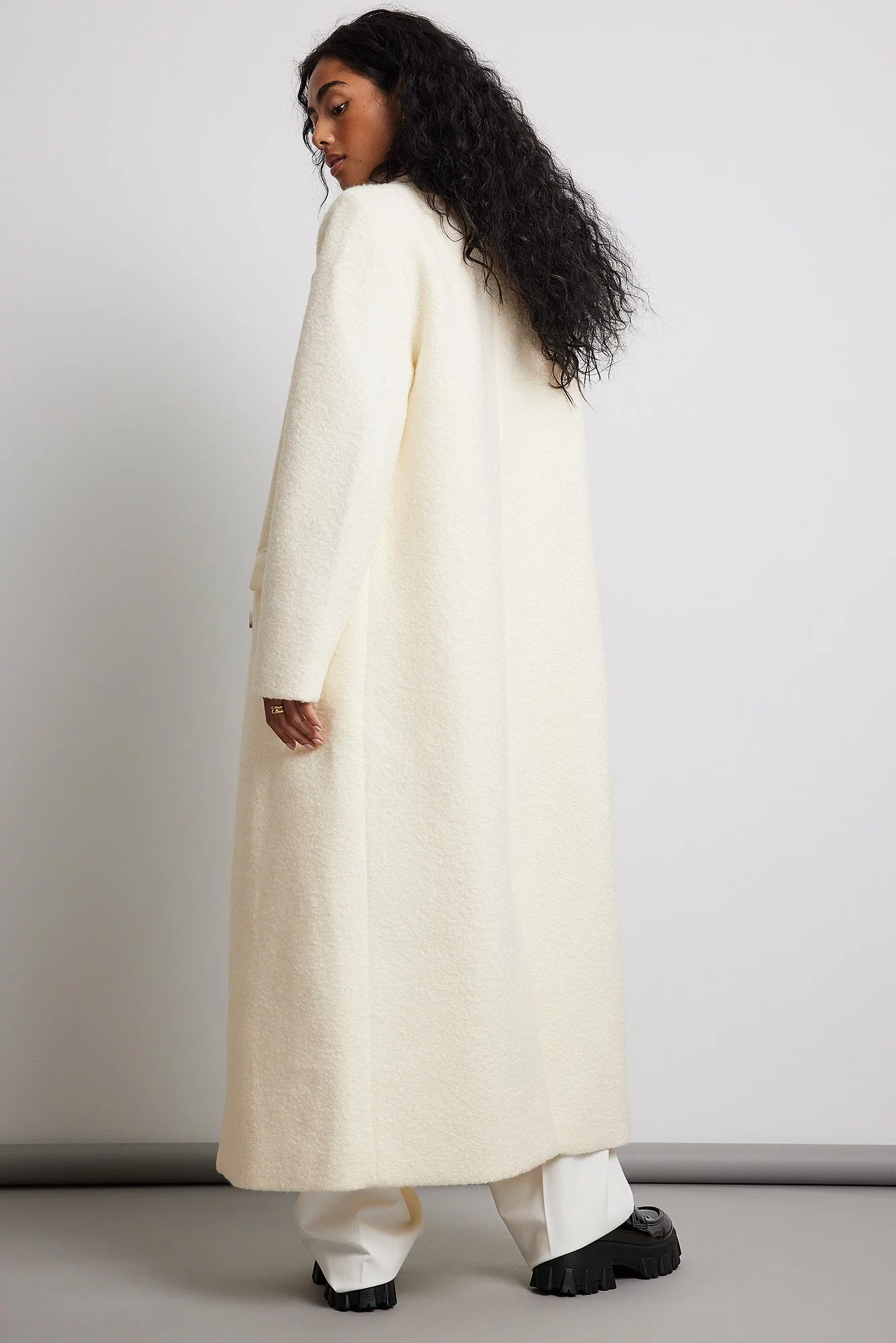 NA-KD Trend Long Straight Coat - Image 4