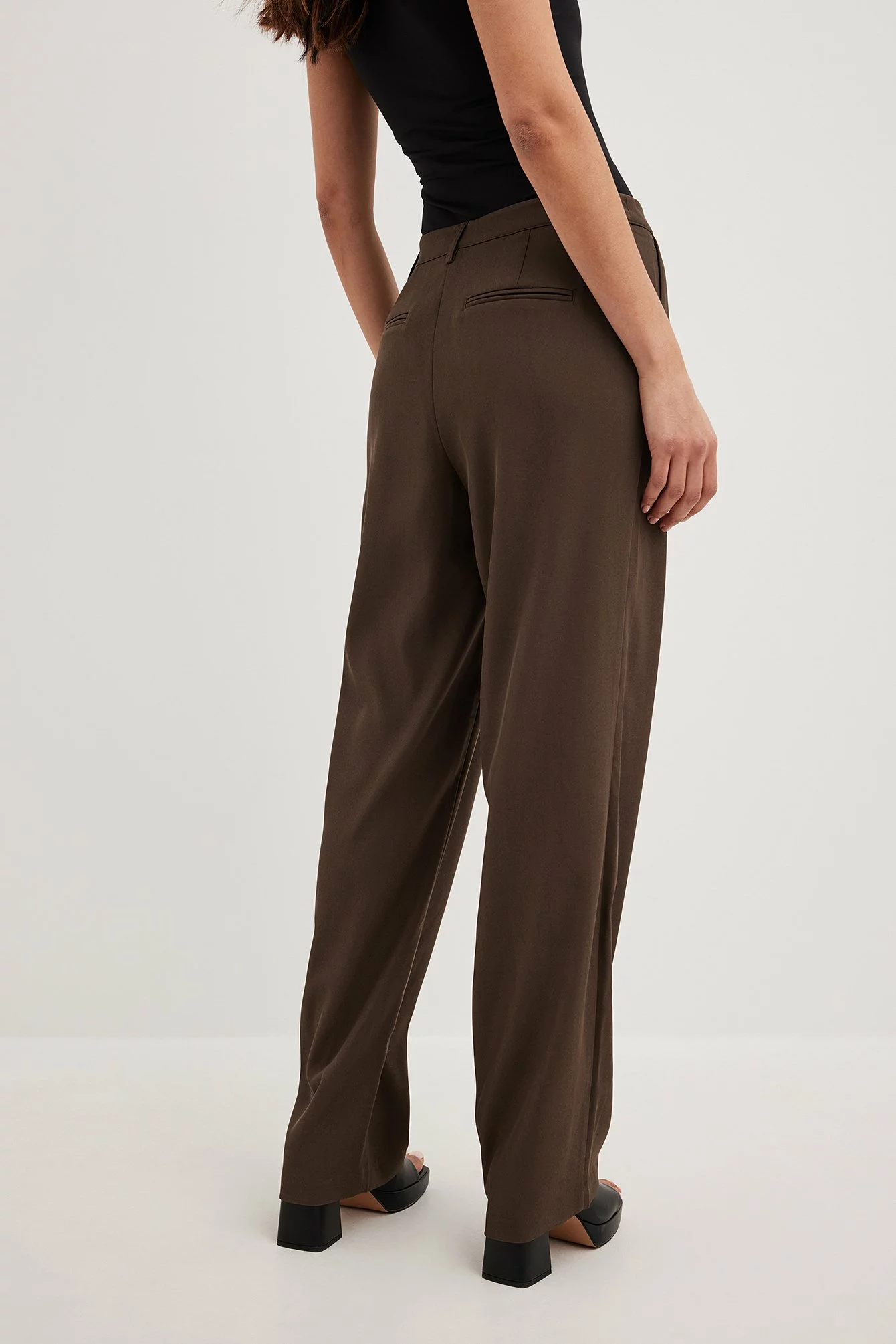 NA-KD Trend Mid Waist Regular Suit Pants - Image 2