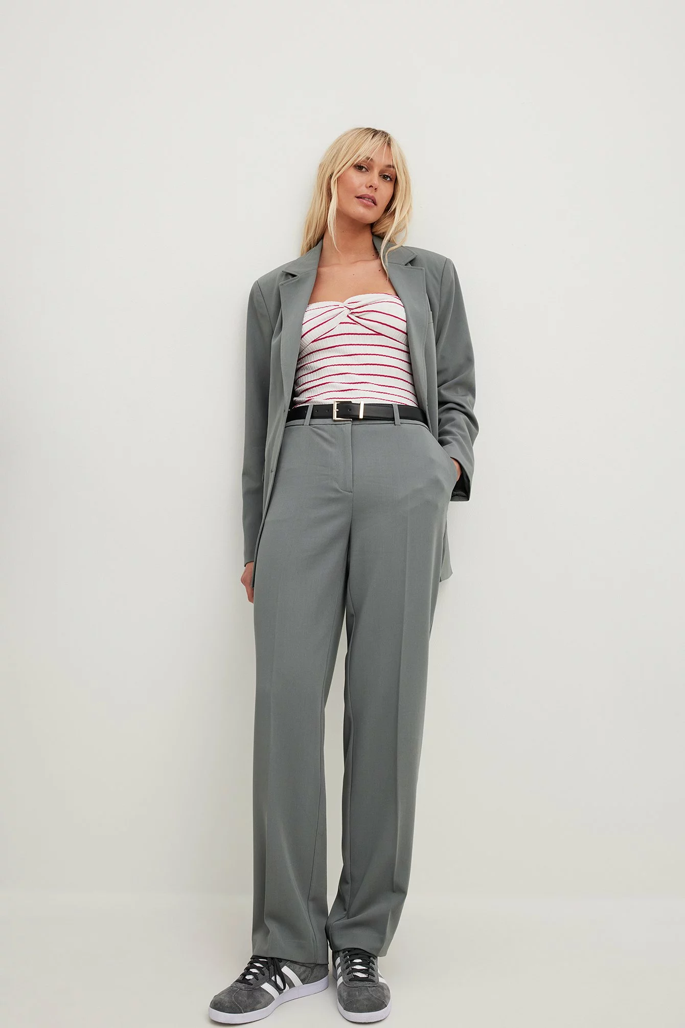 NA-KD Classic Mid Waist Straight Leg Suit Pants - Image 10