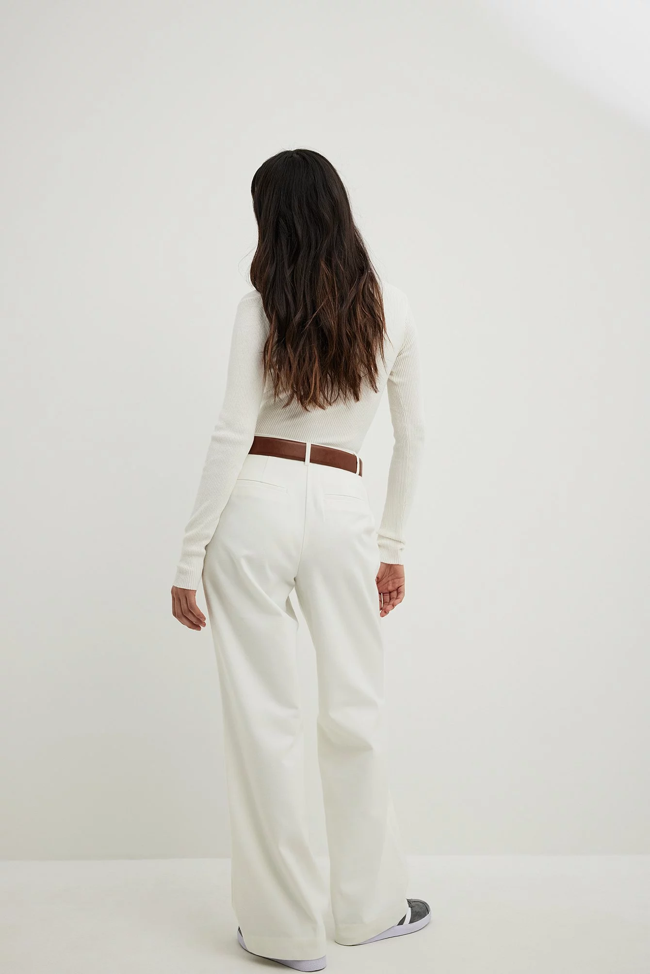 Sanna Jörnvik X NA-KD Mid Waist Suit Trousers - Image 3