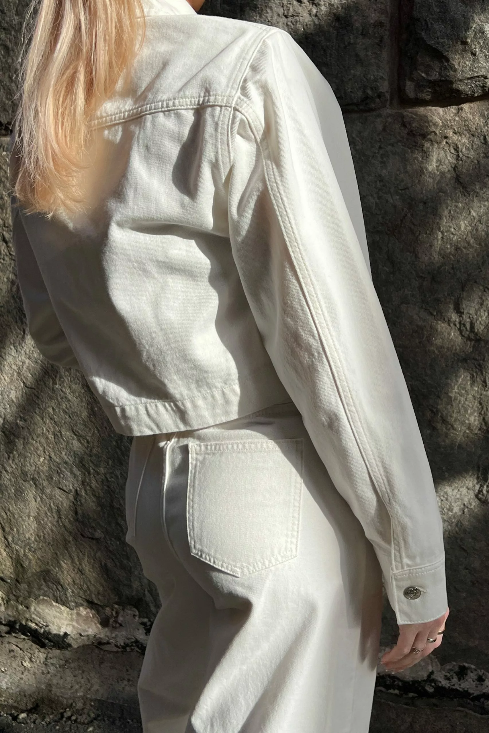 NA-KD Trend Front Pocket Denim Jacket - Image 6