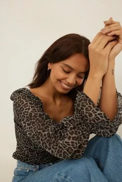 NA-KD Printed Chiffon Square Neck Blouse