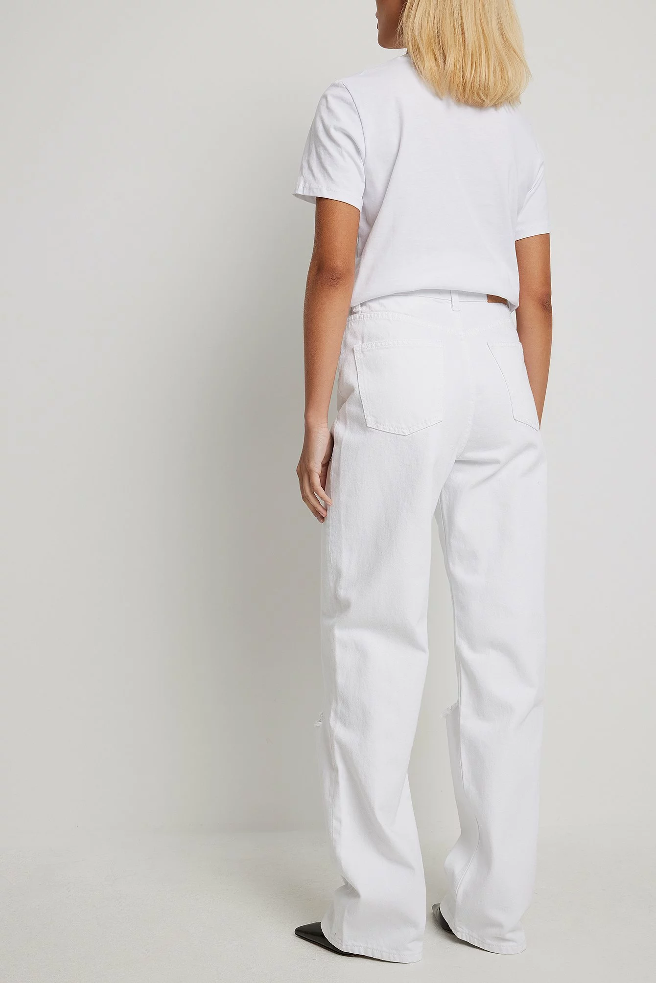 NA-KD Wide Leg Destroyed Jeans - Image 13