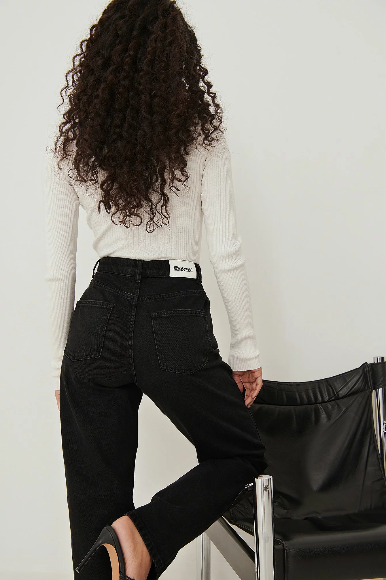 Amalie Star X NA-KD High Waist Straight Fit Denim - Image 7