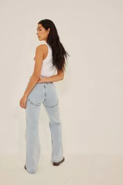 NA-KD Trend Back Seam Detail Denim