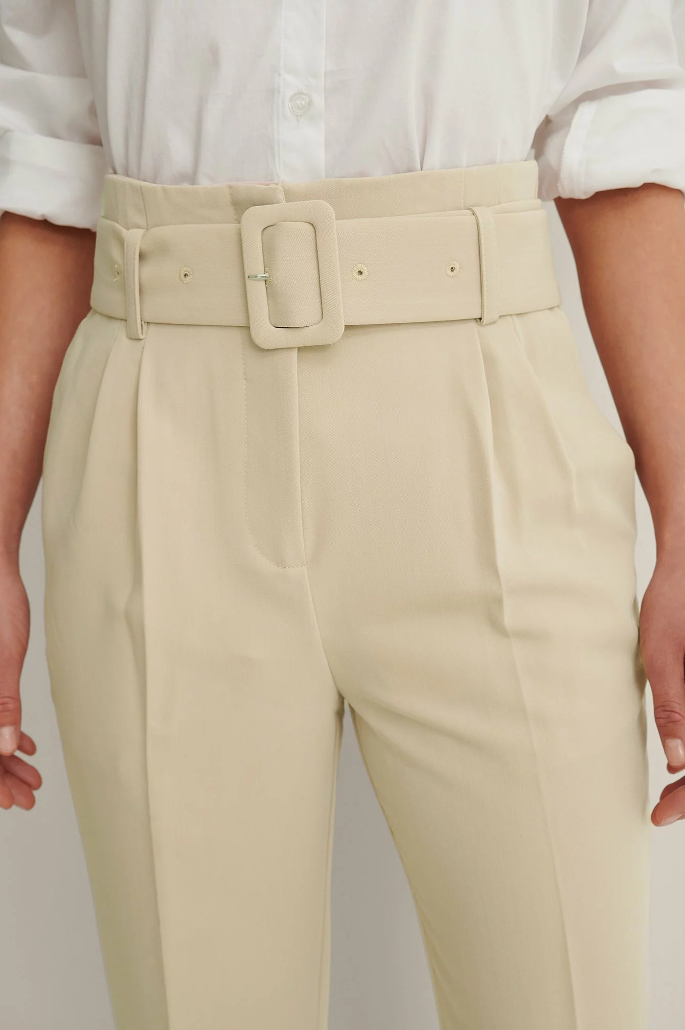 NA-KD Classic Recycled Belted Suit Pants - Image 5