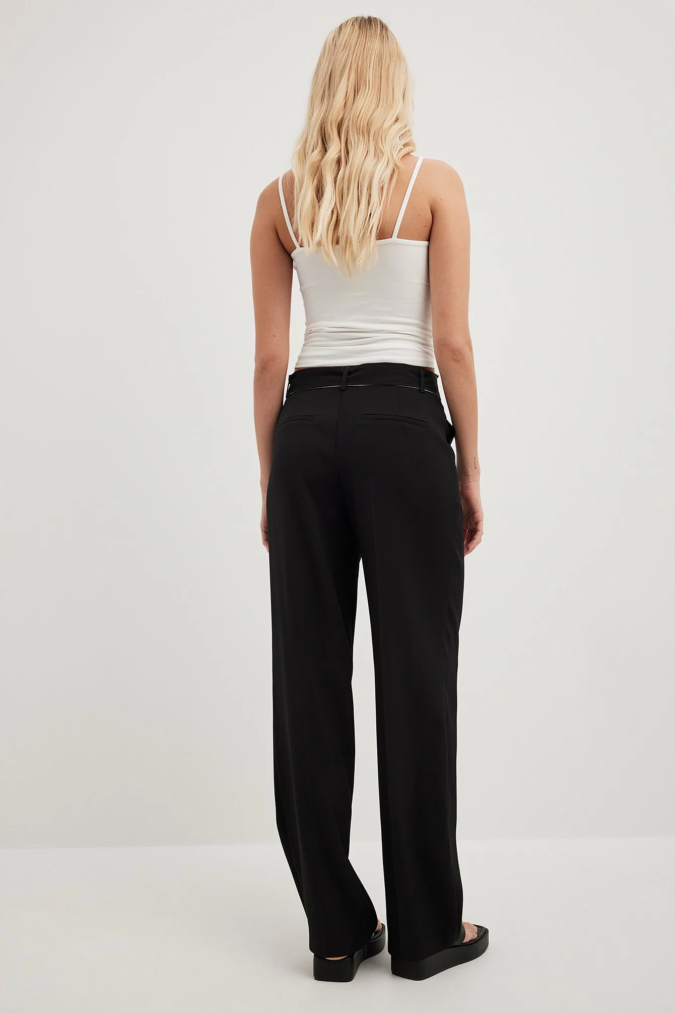 Jessica Haller X NA-KD Belted Suit Trousers - Image 2