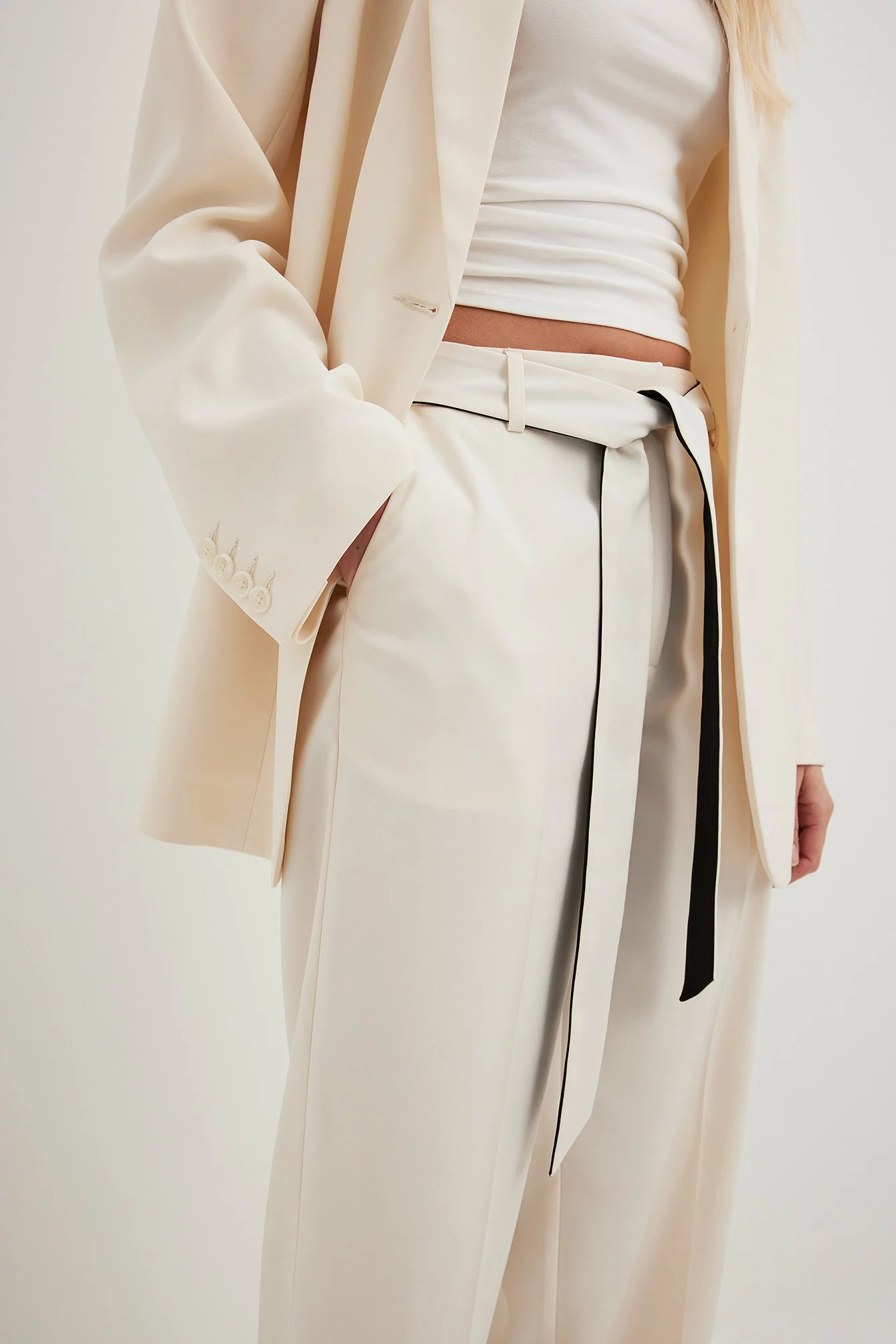 Jessica Haller X NA-KD Belted Suit Trousers - Image 7