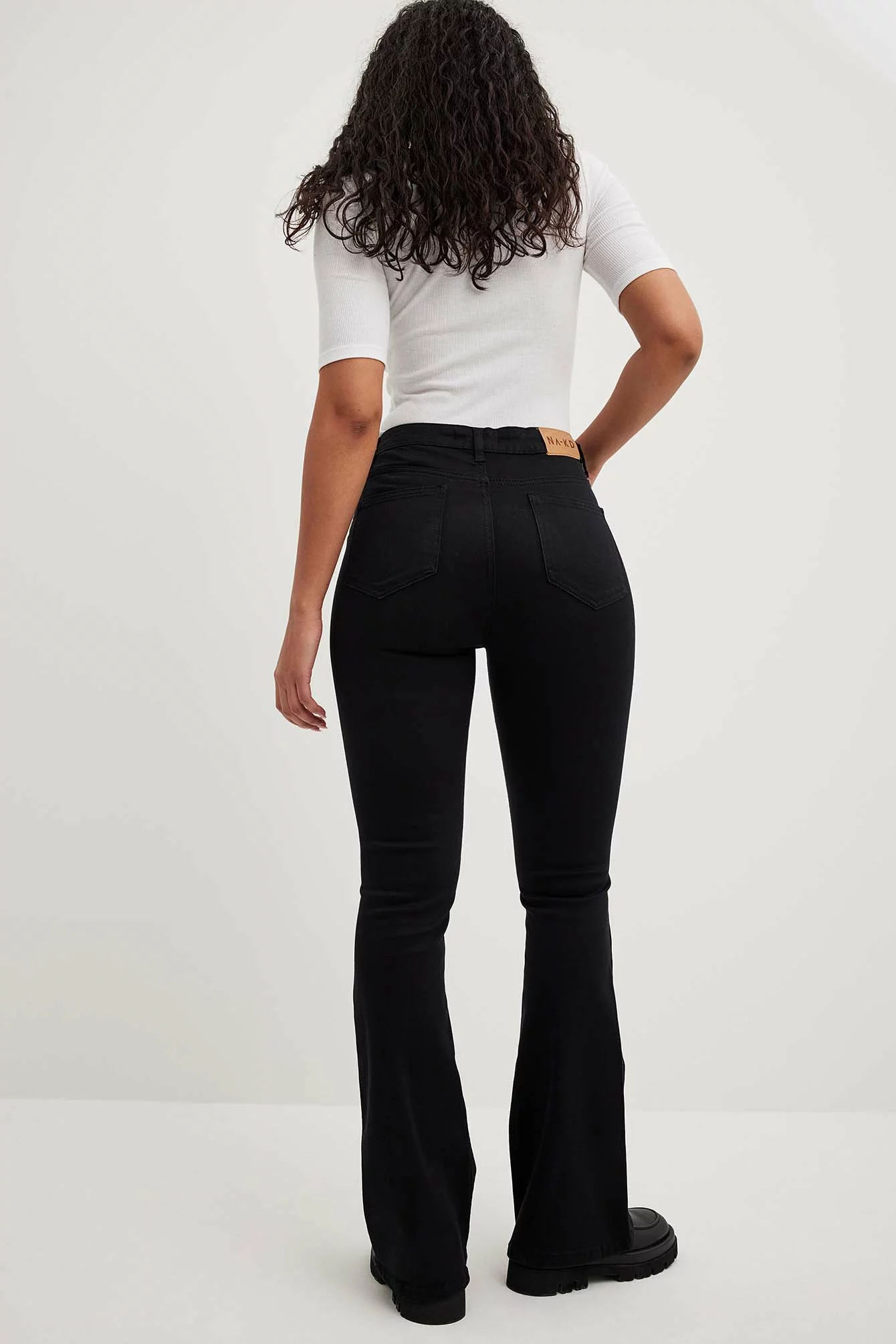 NA-KD Flared High Waist Stretch Jeans - Image 21