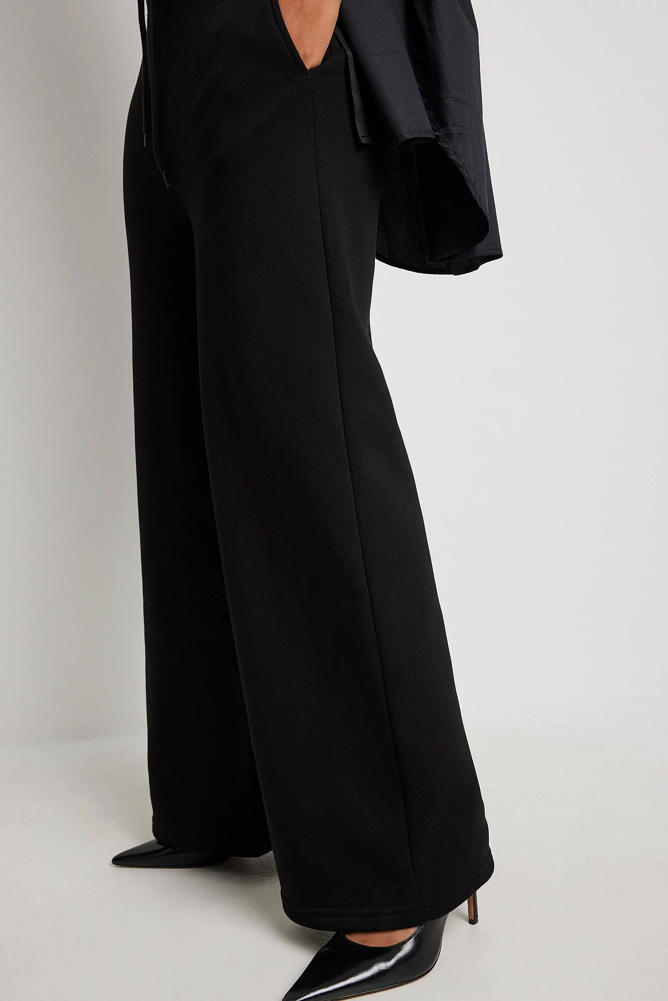 NA-KD Brushed Straight Leg Sweatpants - Image 4