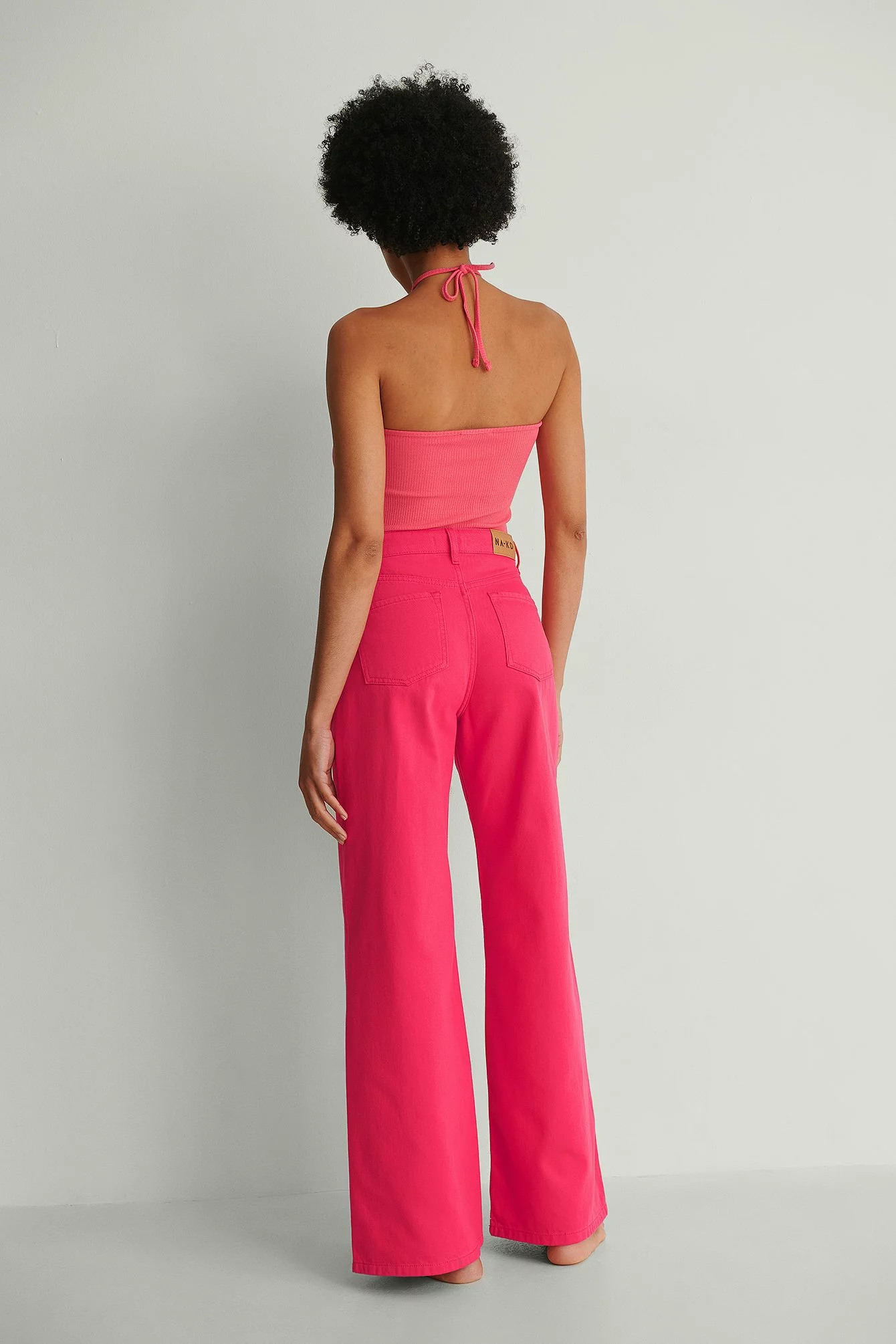 NA-KD Trend Colored Soft Rigid Wide Jeans - Image 4