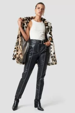 NA-KD Trend Contrast Seam Belted PU Pants