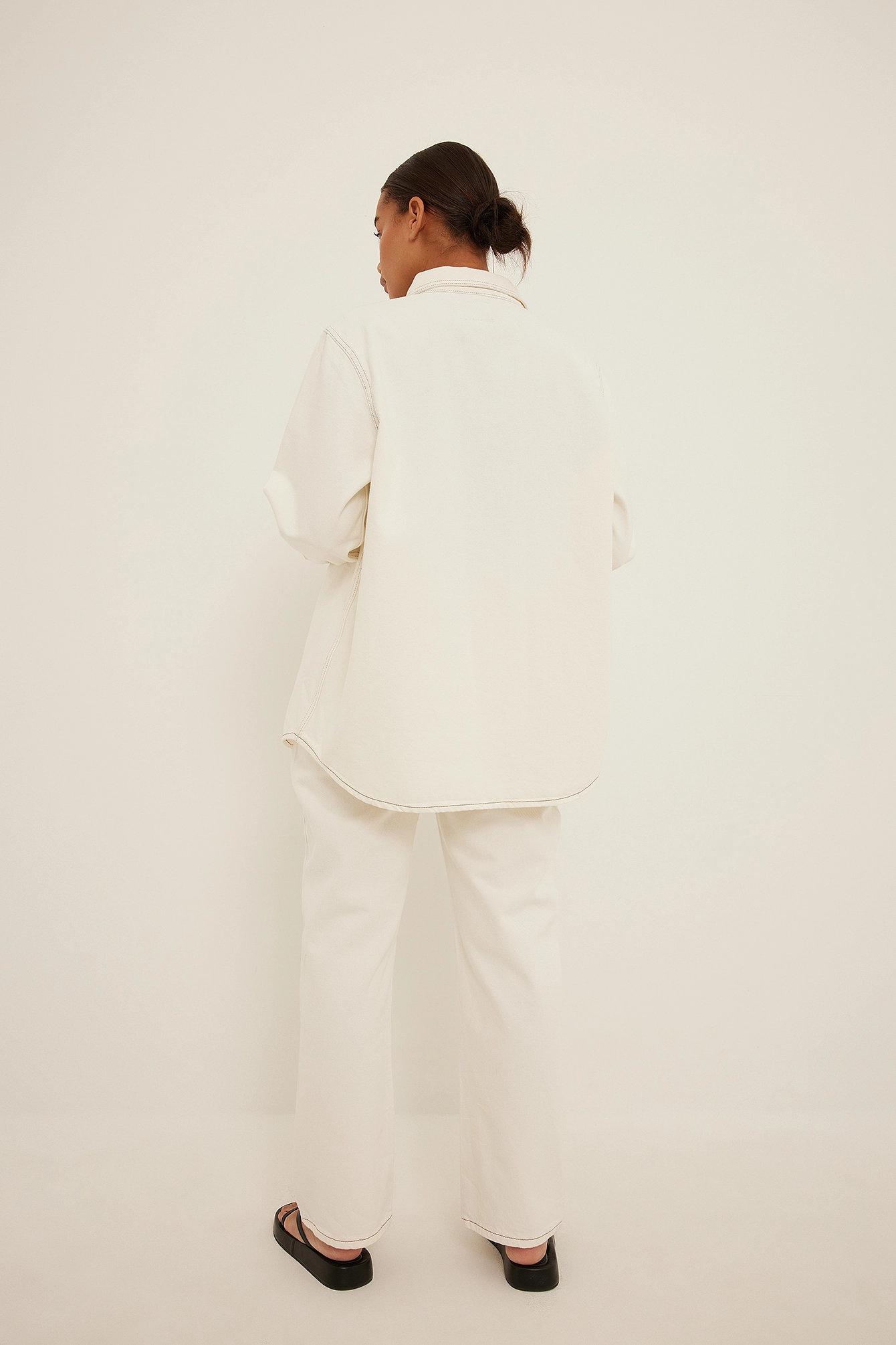 NA-KD Trend Contrast Seam Denim Overshirt - Image 2