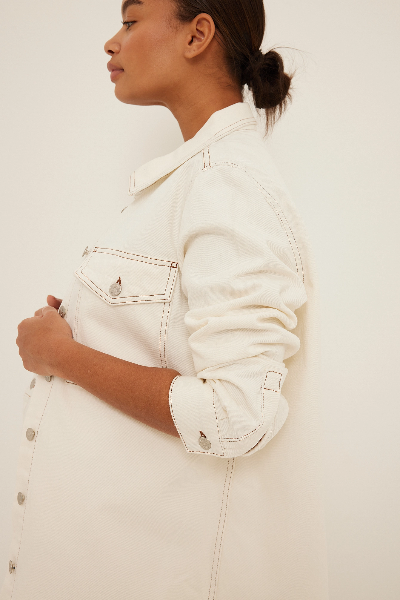 NA-KD Trend Contrast Seam Denim Overshirt - Image 3