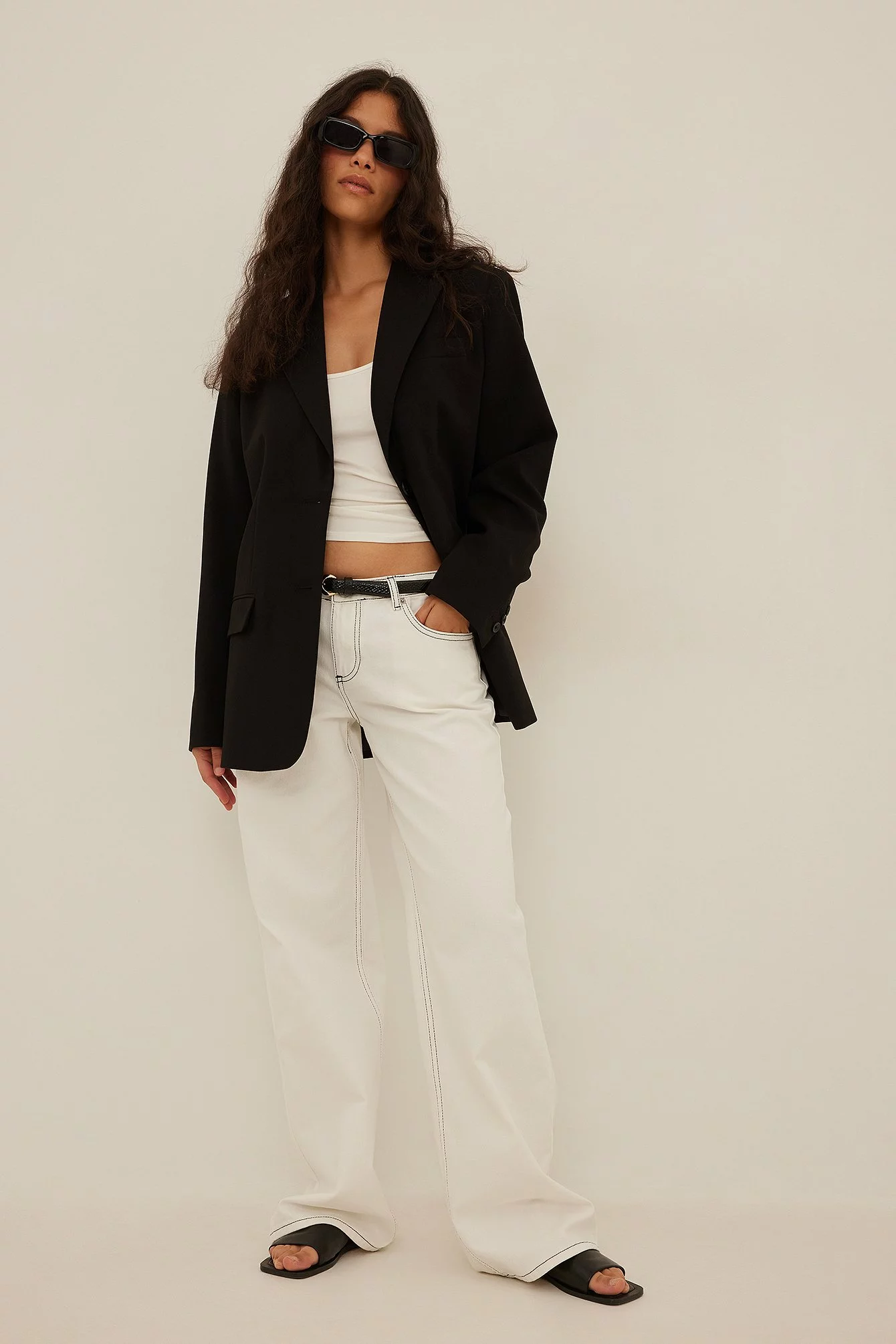 NA-KD Trend Contrast Seam Low Waist Jeans