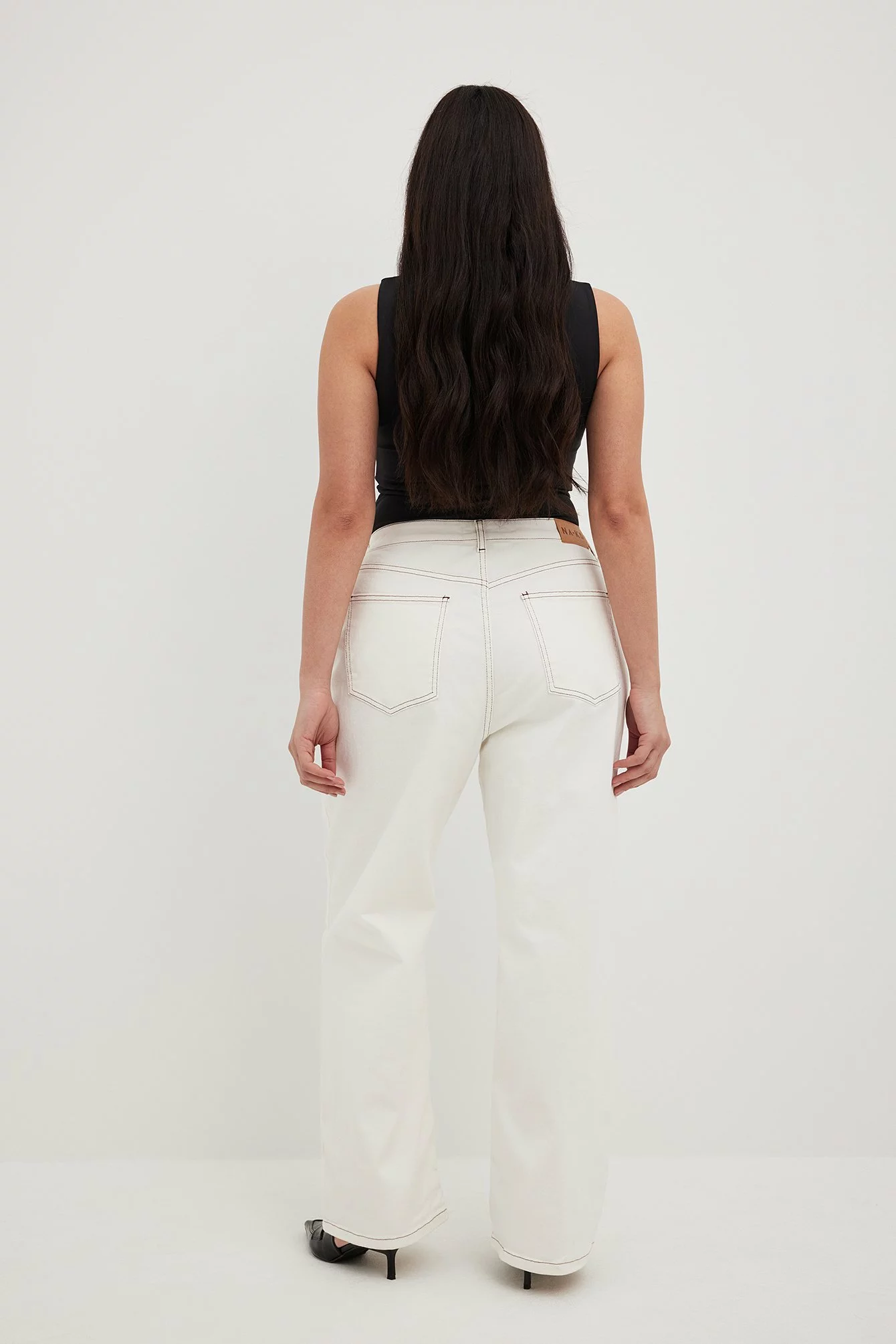 NA-KD Contrast Seam Straight High Waist Denim - Image 2
