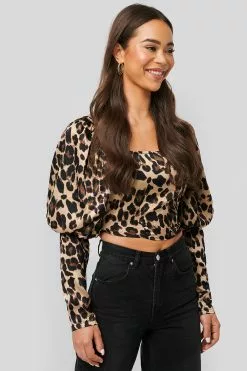 NA-KD Boho Cropped Puff Sleeve Satin Blouse